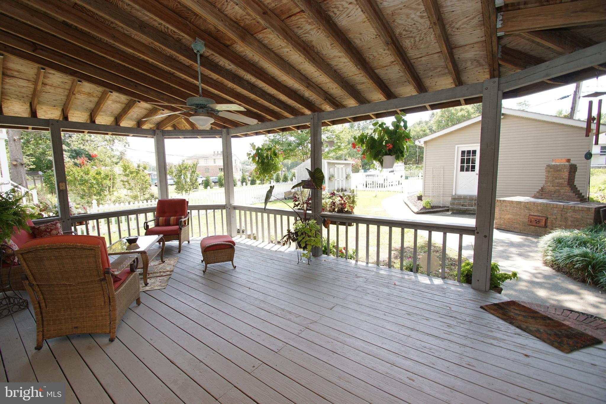 HILLTOP PARK - Residential