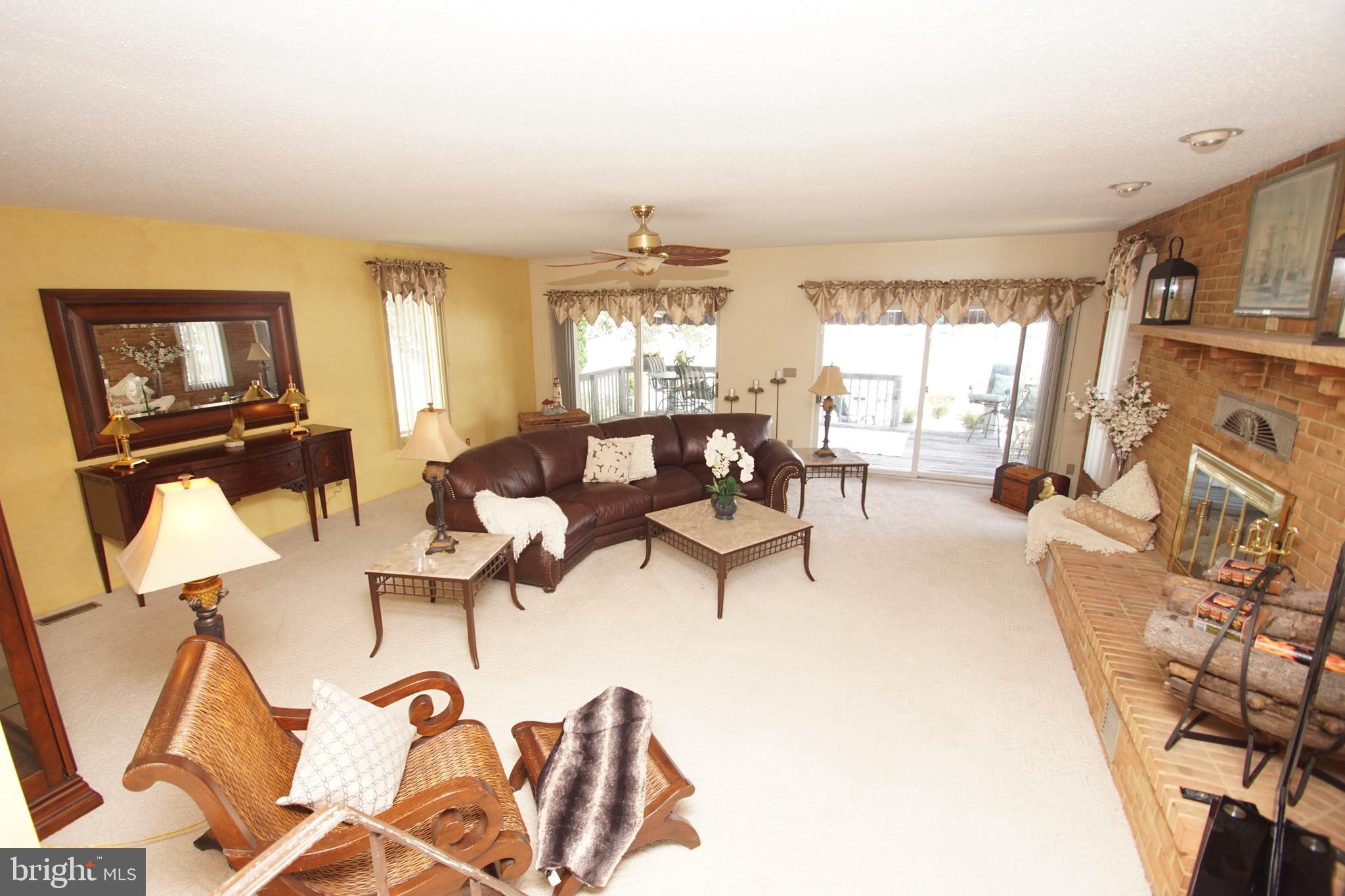 HILLTOP PARK - Residential