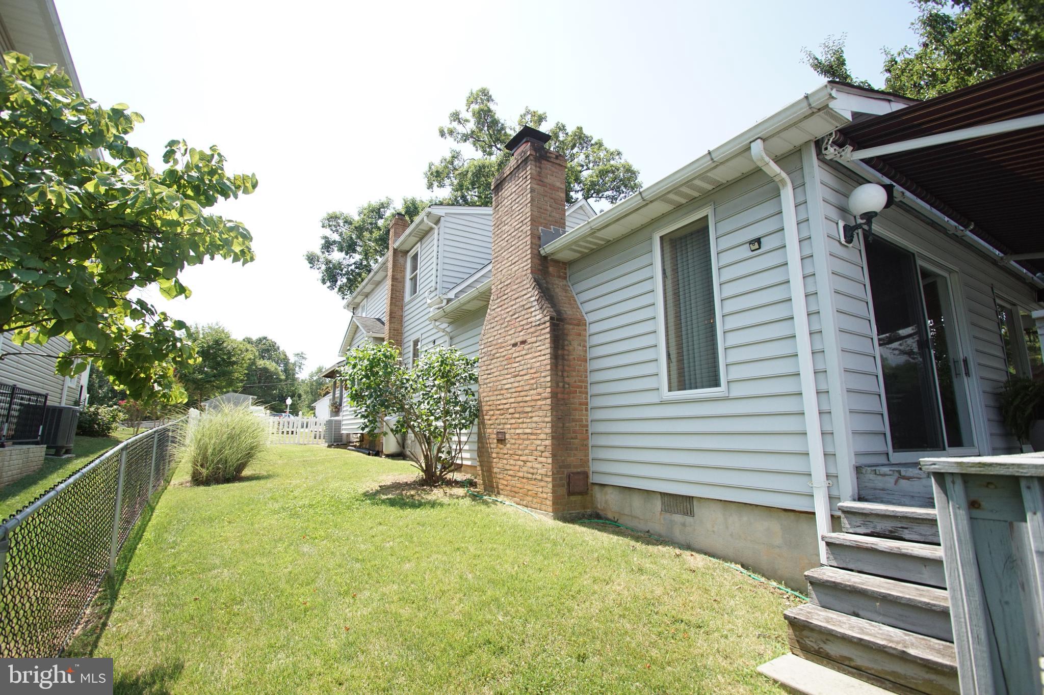 HILLTOP PARK - Residential