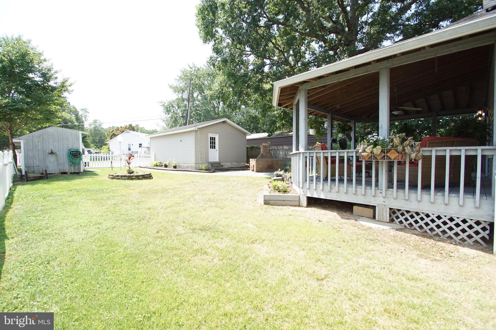 HILLTOP PARK - Residential