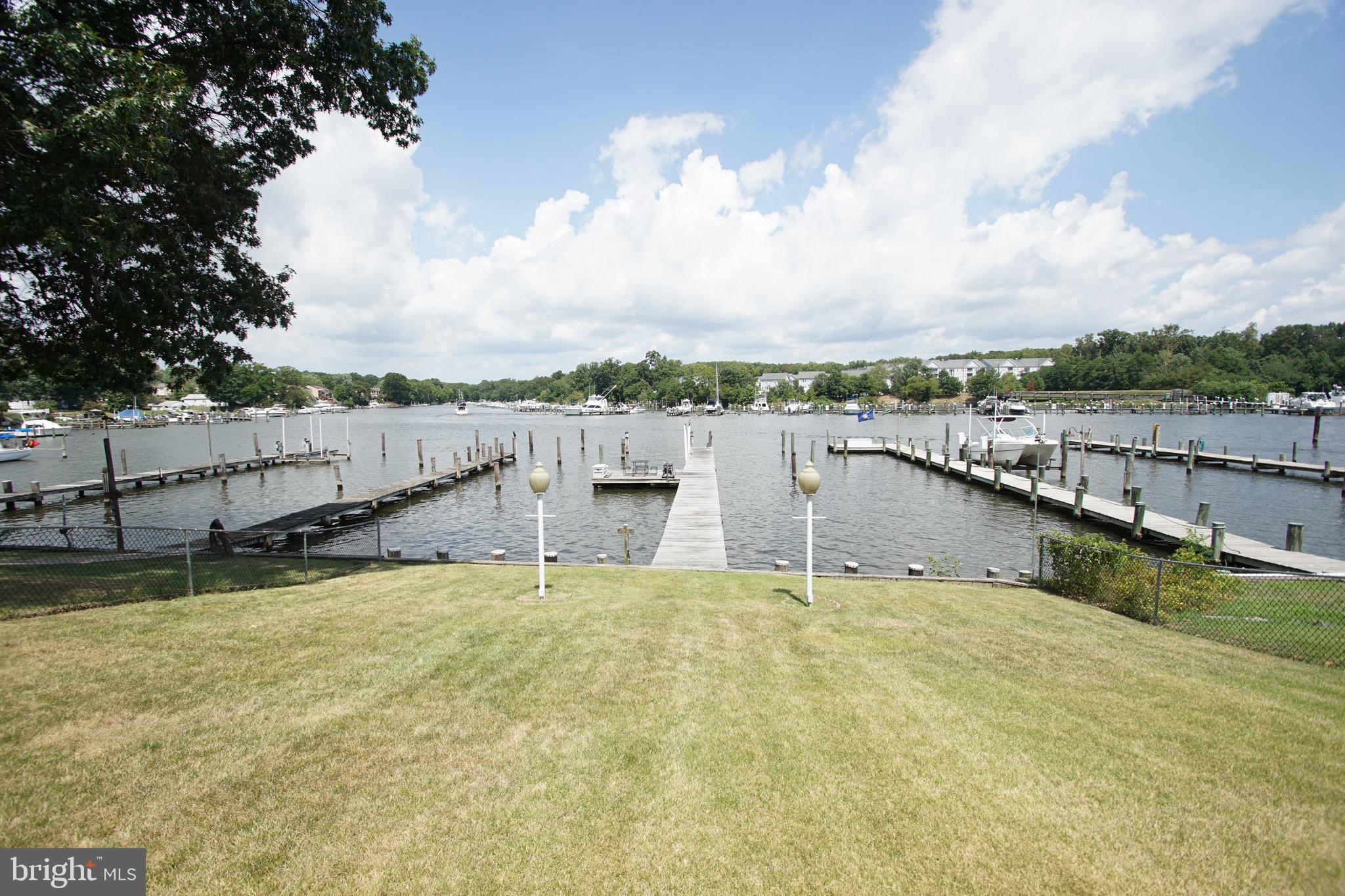 HILLTOP PARK - Residential