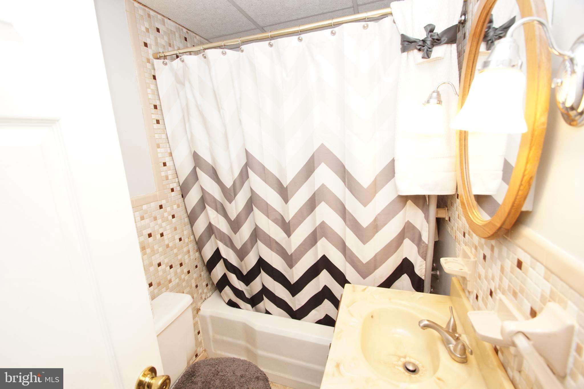 HILLTOP PARK - Residential