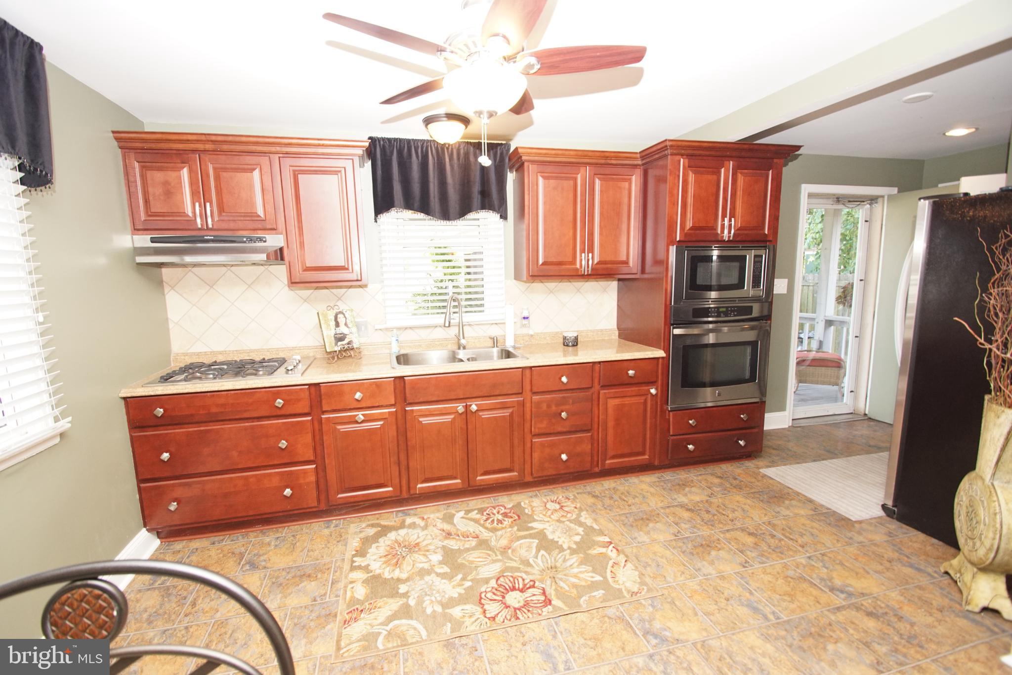 HILLTOP PARK - Residential