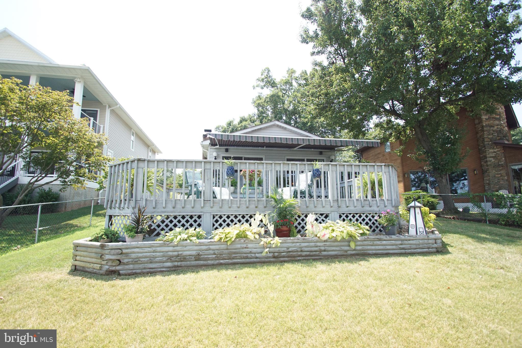 HILLTOP PARK - Residential