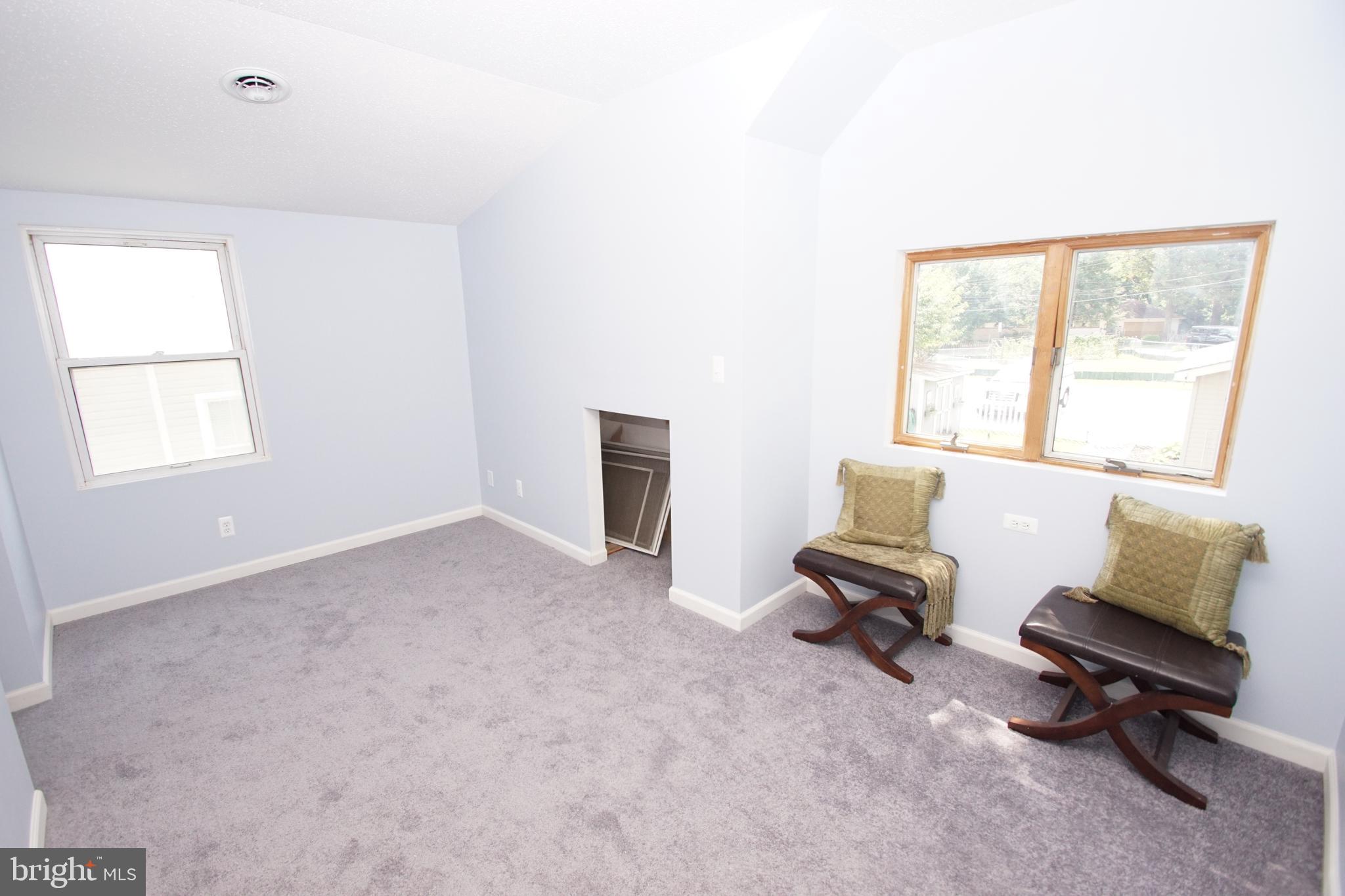 HILLTOP PARK - Residential