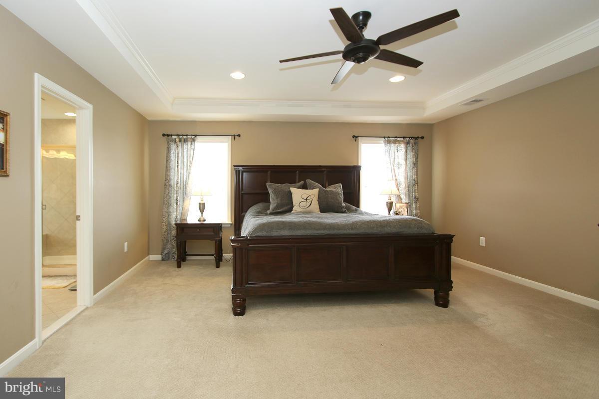 HUNTER RIDGE ESTATES - Residential