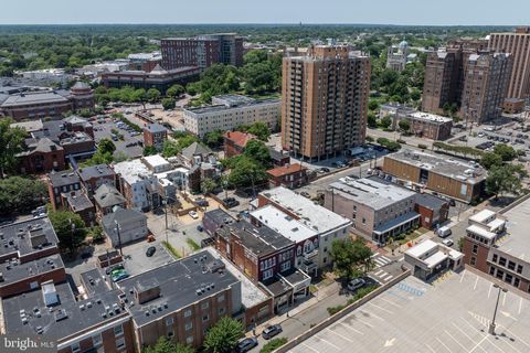 Photo of 417 W Grace Street, RICHMOND, VA 23220 (MLS # VARC2000690)