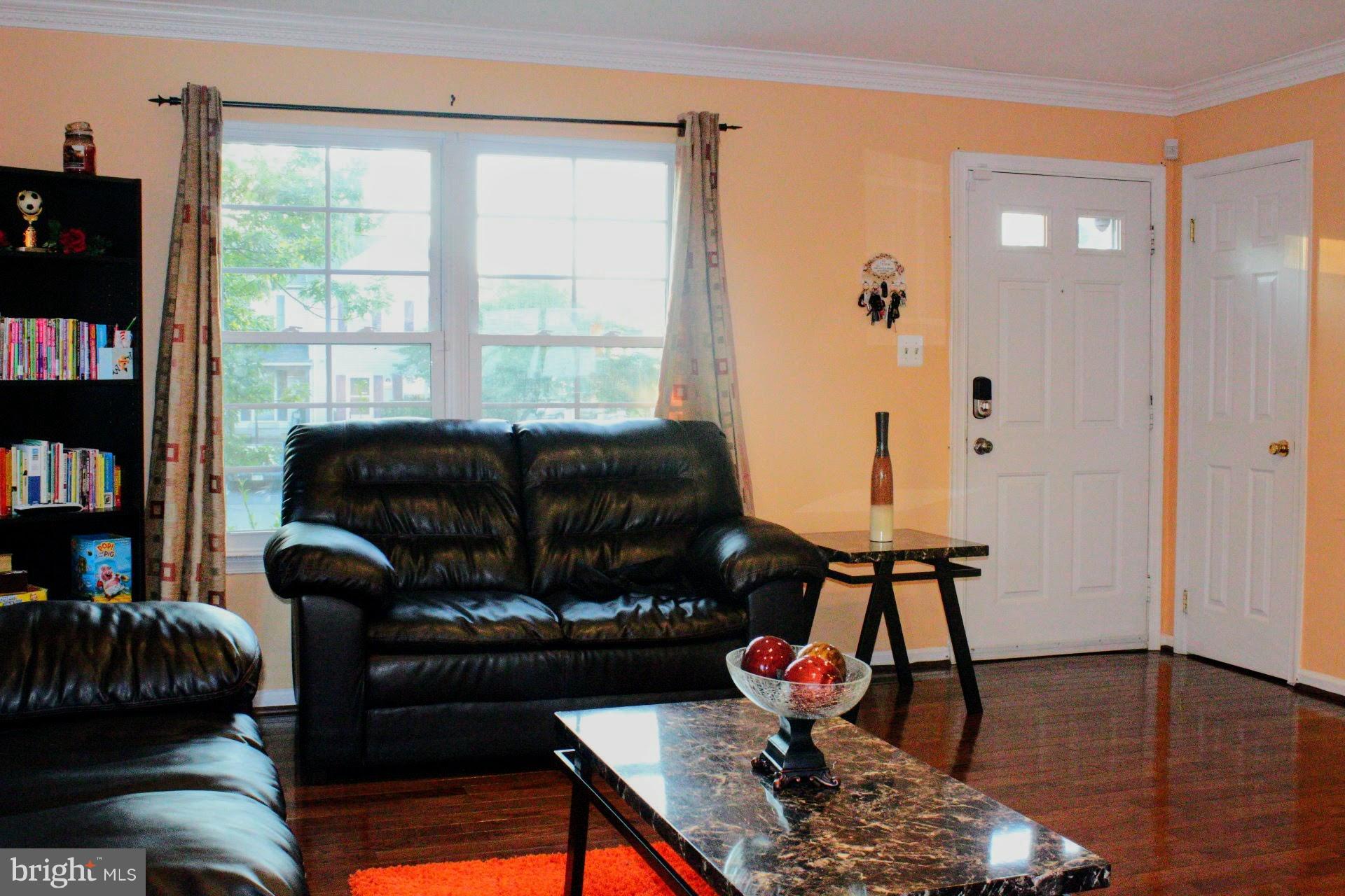 WILLIAMSTOWN - Residential