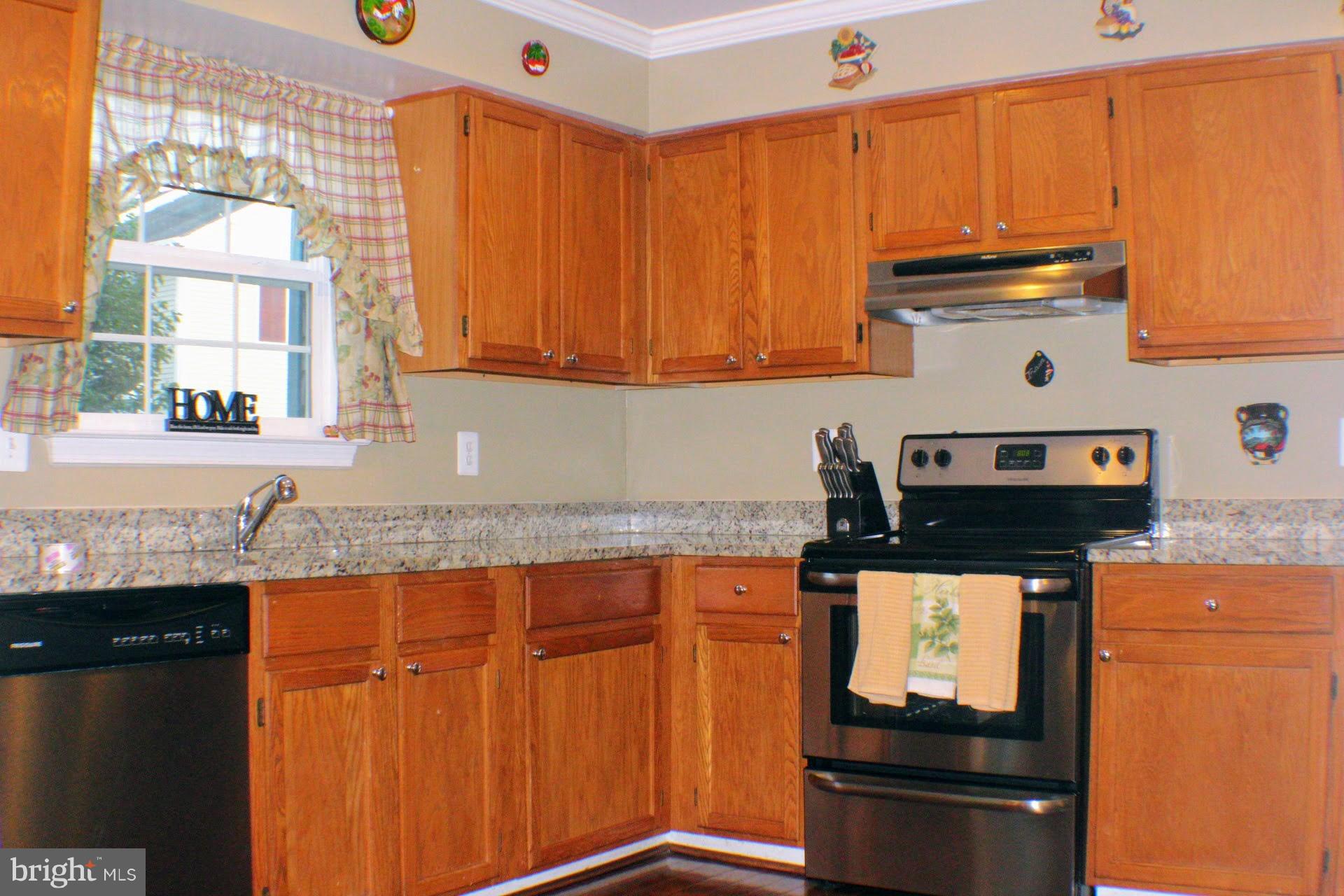 WILLIAMSTOWN - Residential