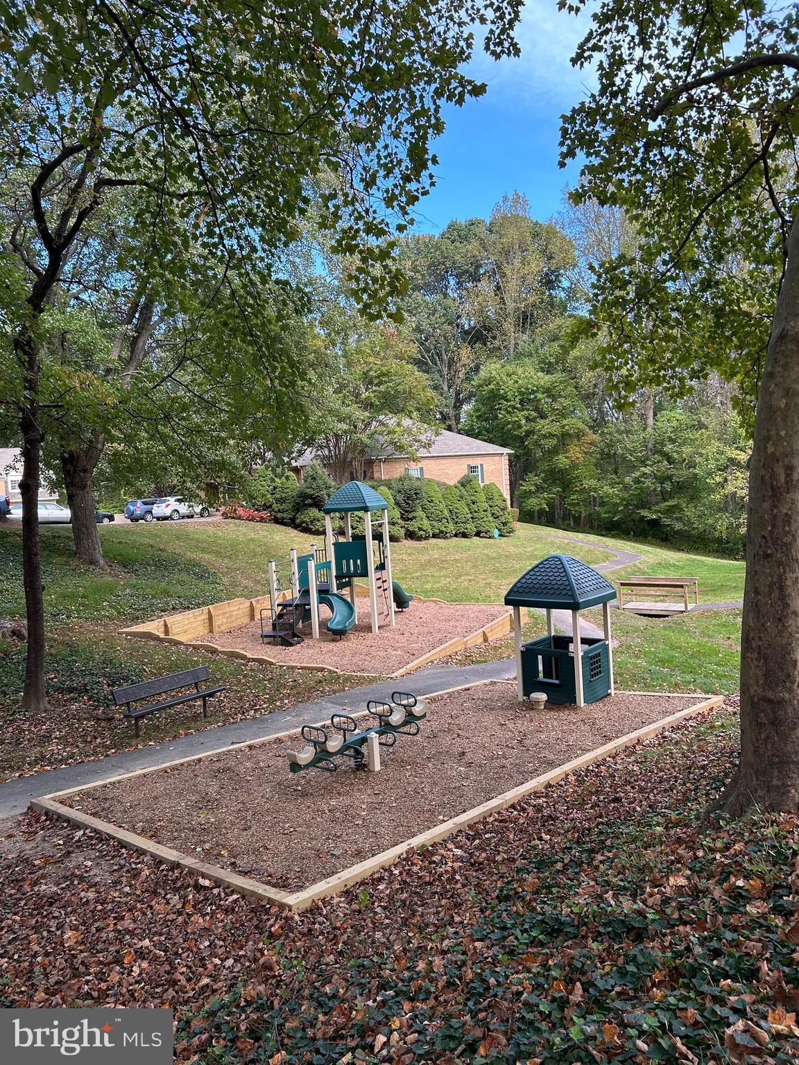 BURKE COVE - Residential