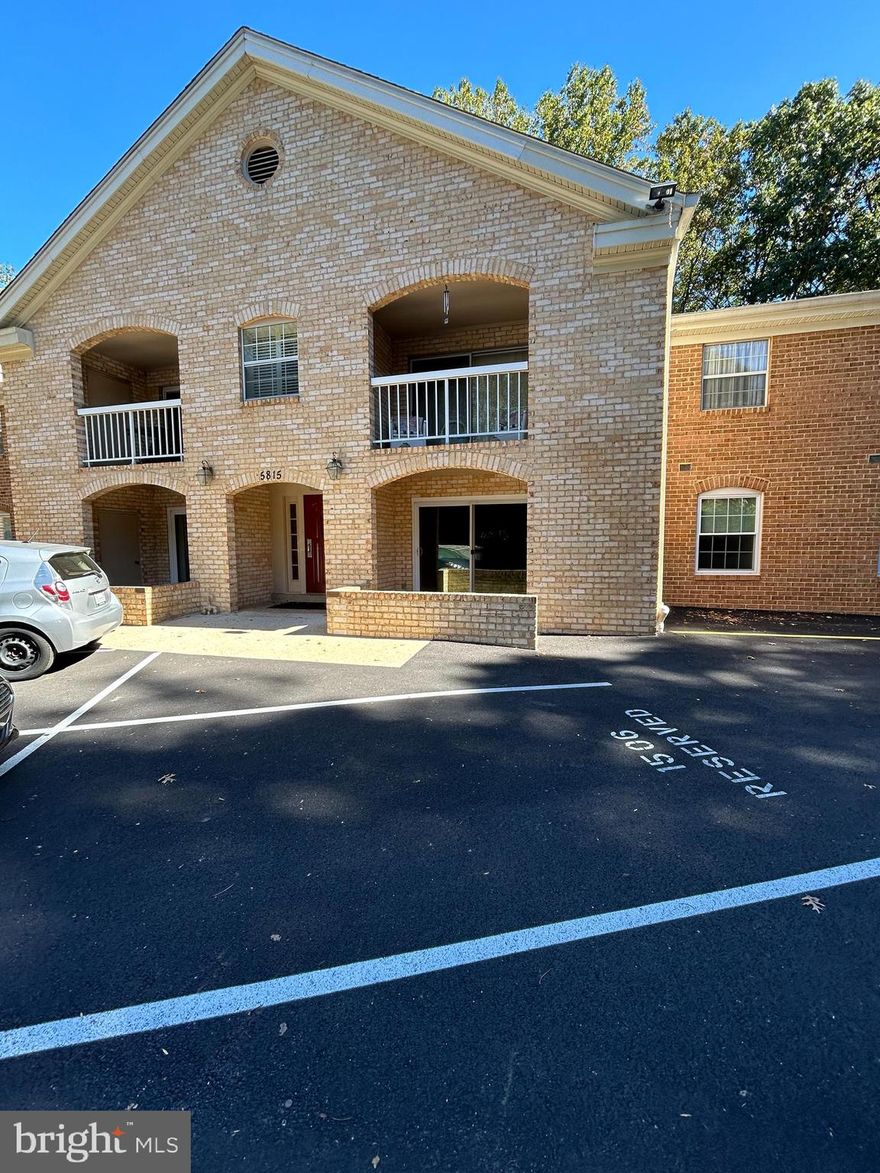 WOW! You will notice the natural light that fills this condo, plus you have a wonderful ground level patio. This is an updated 3-bedroom condo nestled in the highly sought after Burke Cove Community.  The condo has been beautifully upgraded! Upon entering, take note of the luxury vinyl plank flooring, which runs throughout the entire condo. The kitchen, completely updated with beautiful cabinets, countertops, vinyl plank flooring and stainless-steel appliances. The primary bedroom features vinyl plank flooring, two closets with sliding doors and offers an updated ensuite bath with walk-in shower. Bedrooms two and three are located close to the laundry room complete with washer & dryer. The 2nd full bathroom has a bathtub/ shower combo and vinyl plank flooring.  The assigned parking stall is right out the front door, you will not be carrying groceries up or downstairs or far. 

The community amenities are abundant, including 5 outdoor pools (with a separate membership you can purchase) tennis, volleyball, and basketball courts, playgrounds, jogging and biking trails, and a community center. This prime location is located close to two shopping centers featuring Walmart, farmers market, grocery stores, Starbucks, restaurants, and more. 

The storage room (10.5”x 12’) is in the basement. You are Close to Fairfax County parkway, commuter lots, the VRE commuter railway and Metrobus services.