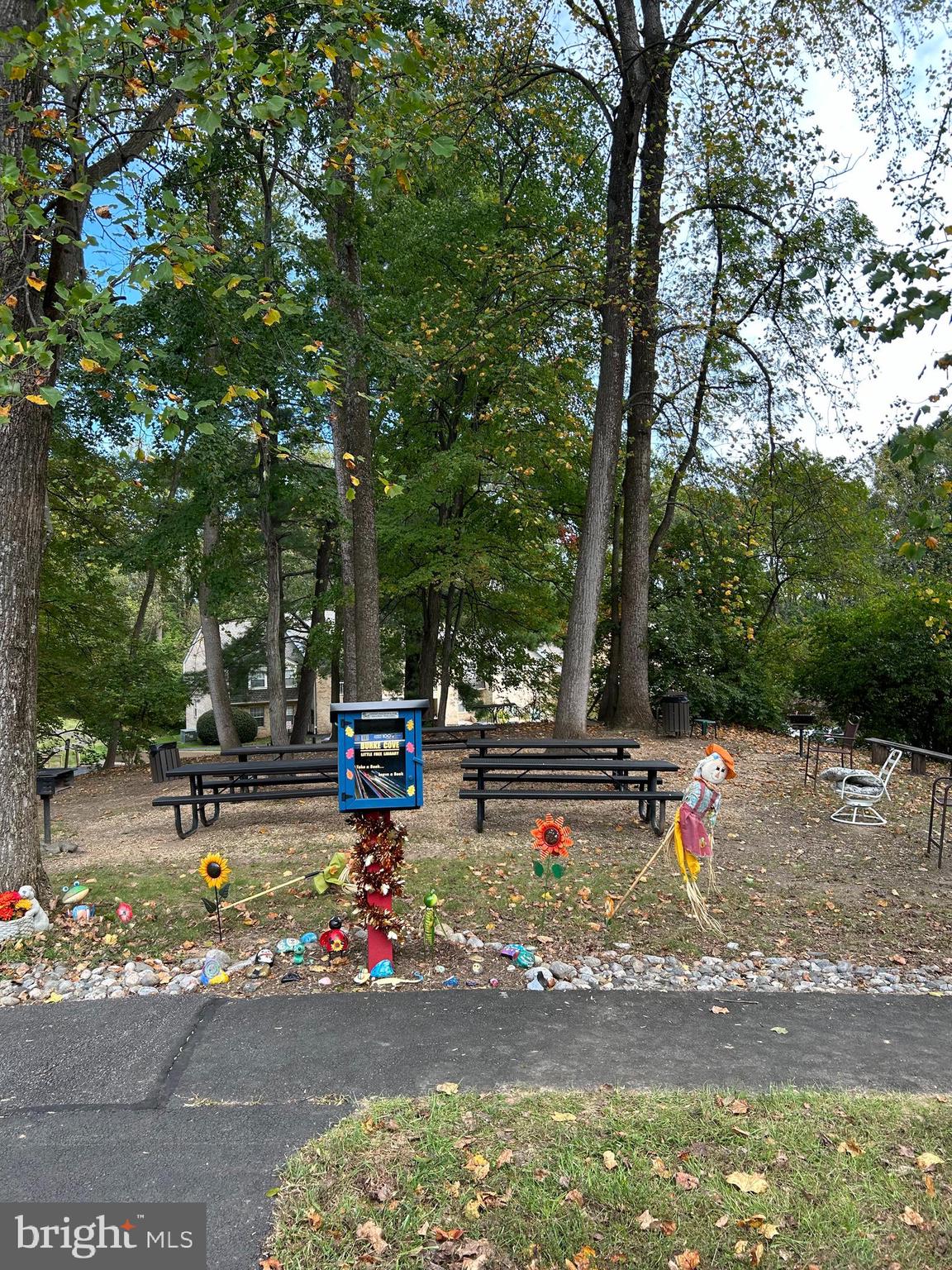 BURKE COVE - Residential