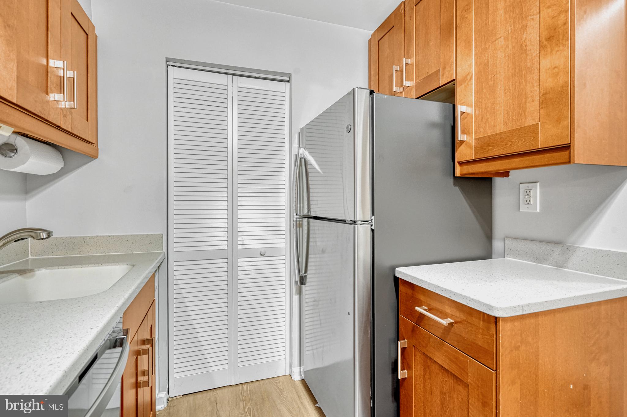 BURKE COVE - Residential