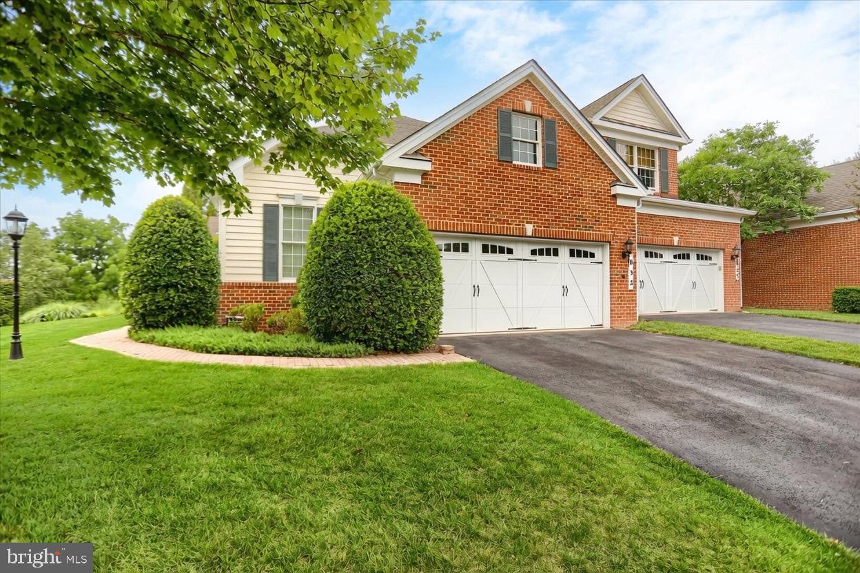 832 CIDER MILL LANE