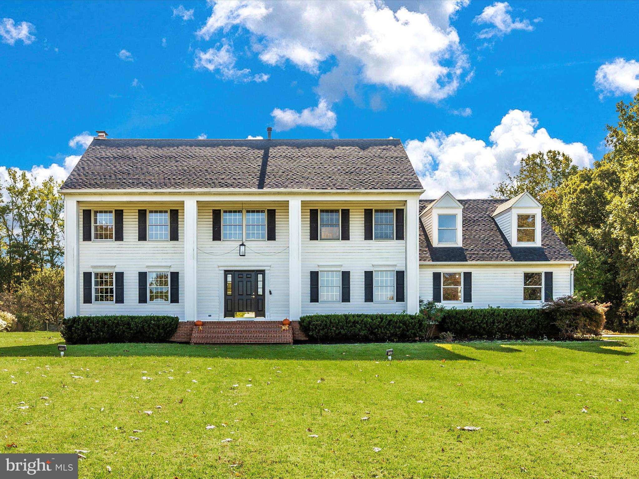 WOODFIELD ESTATES - Residential