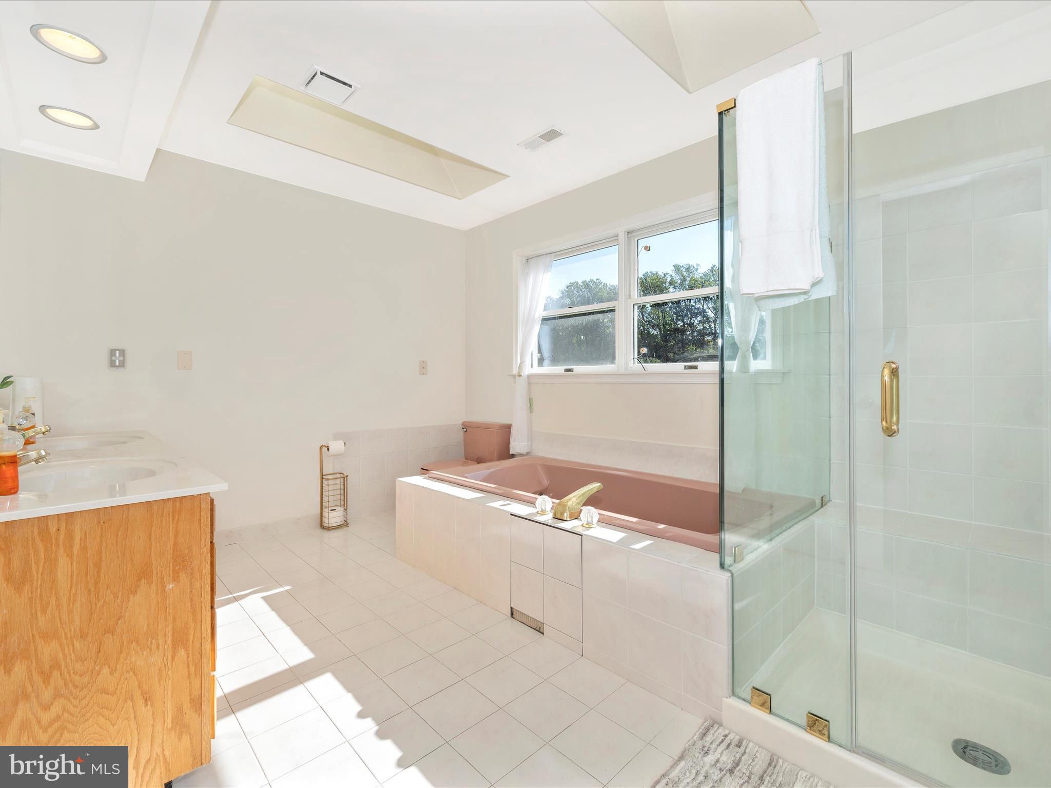 WOODFIELD ESTATES - Residential