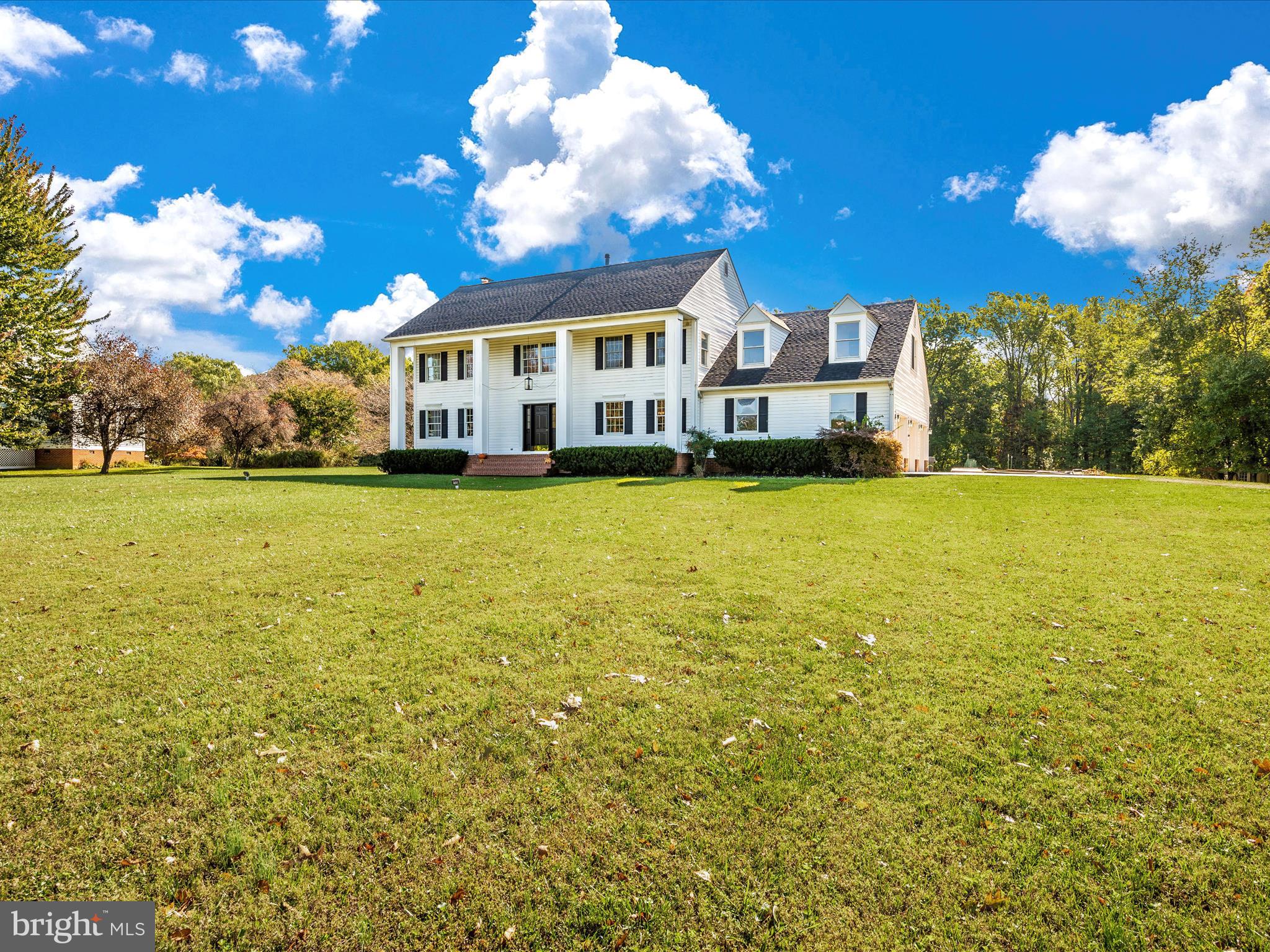 WOODFIELD ESTATES - Residential