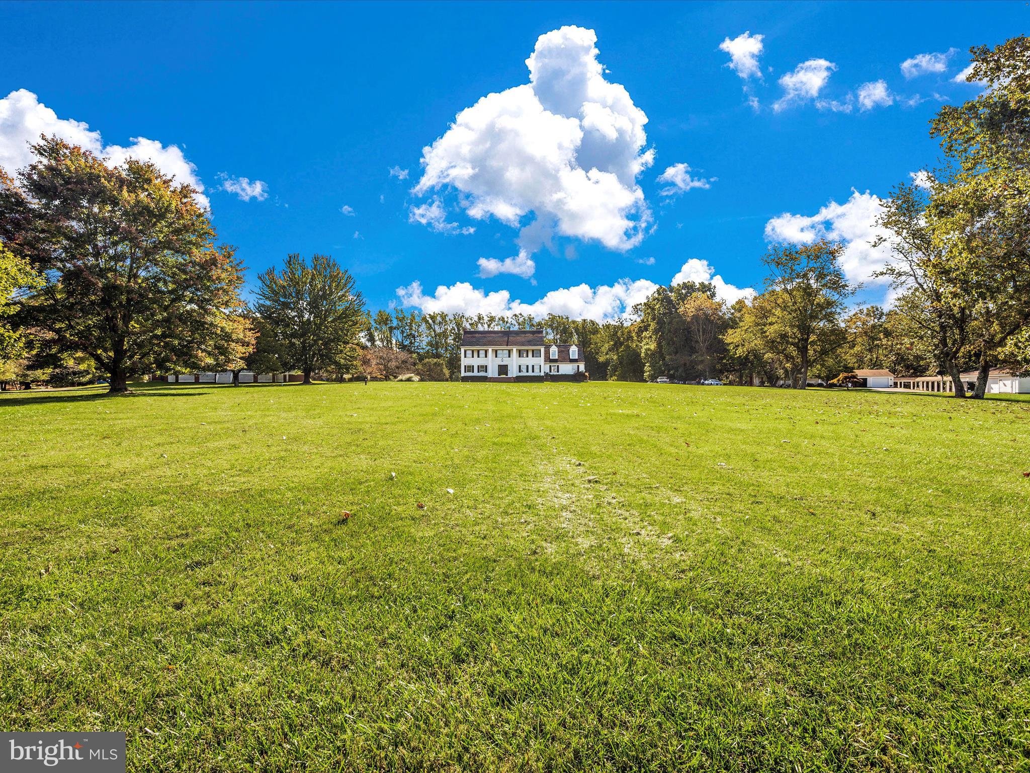 WOODFIELD ESTATES - Residential