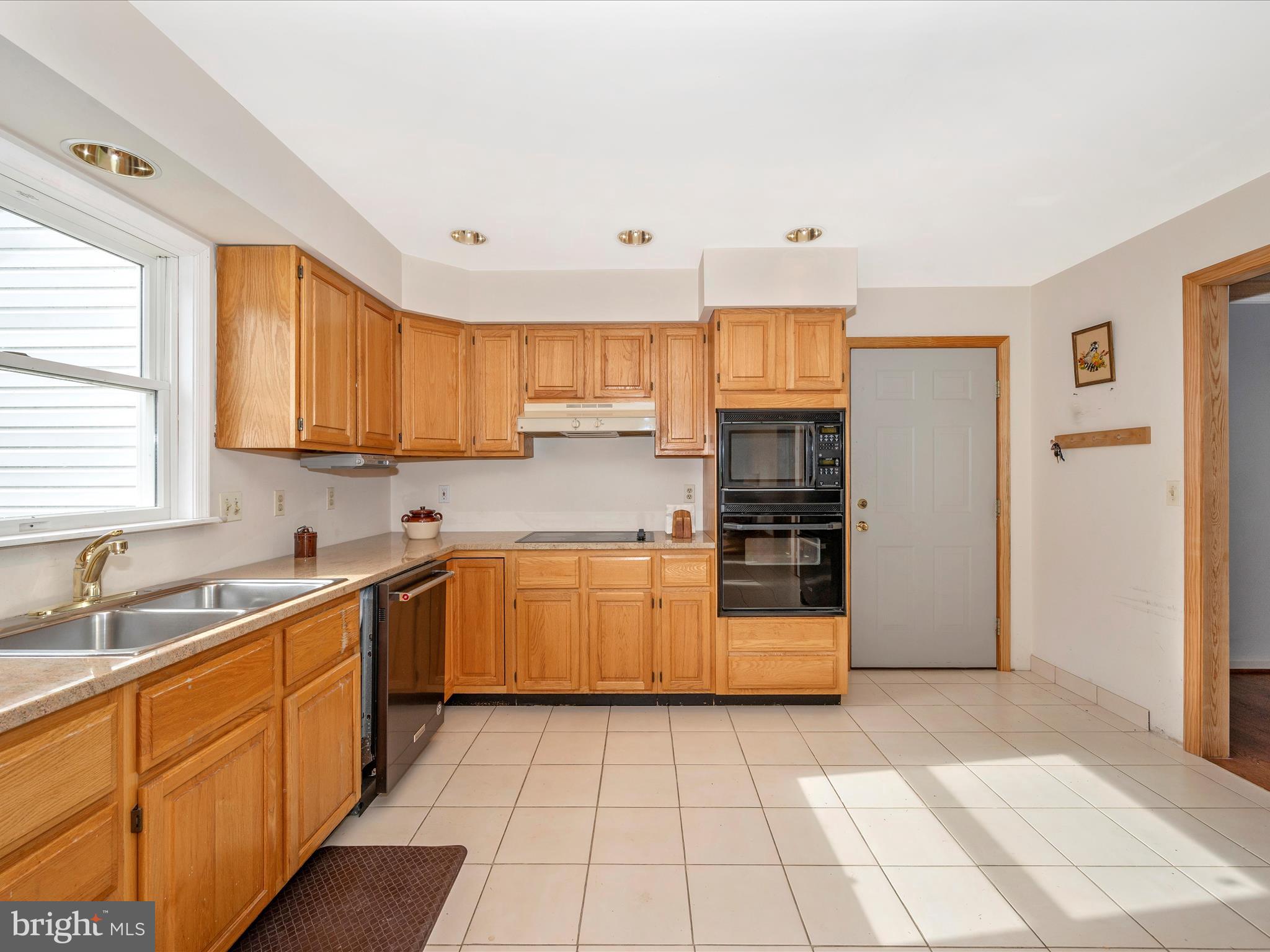 WOODFIELD ESTATES - Residential