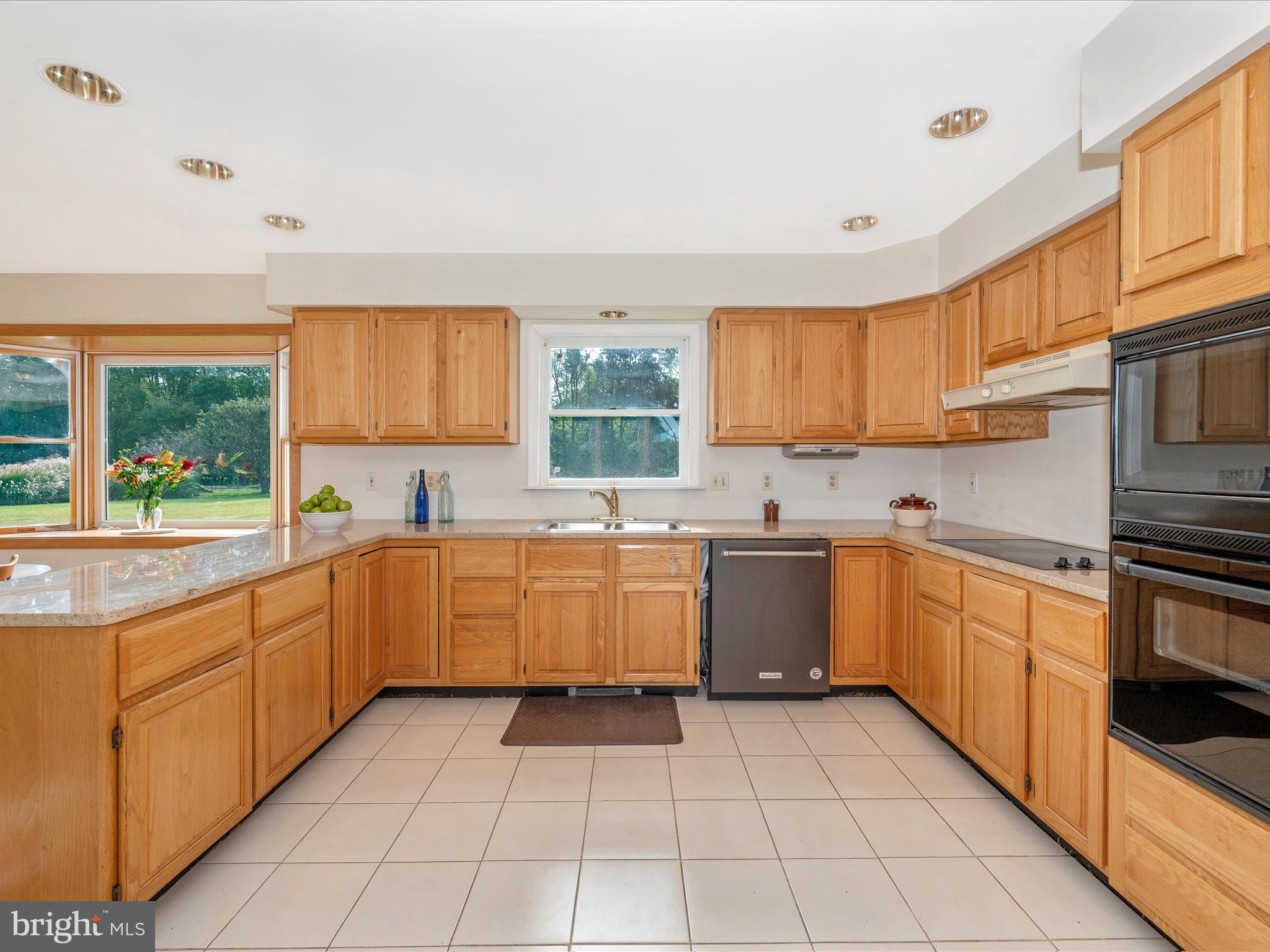 WOODFIELD ESTATES - Residential