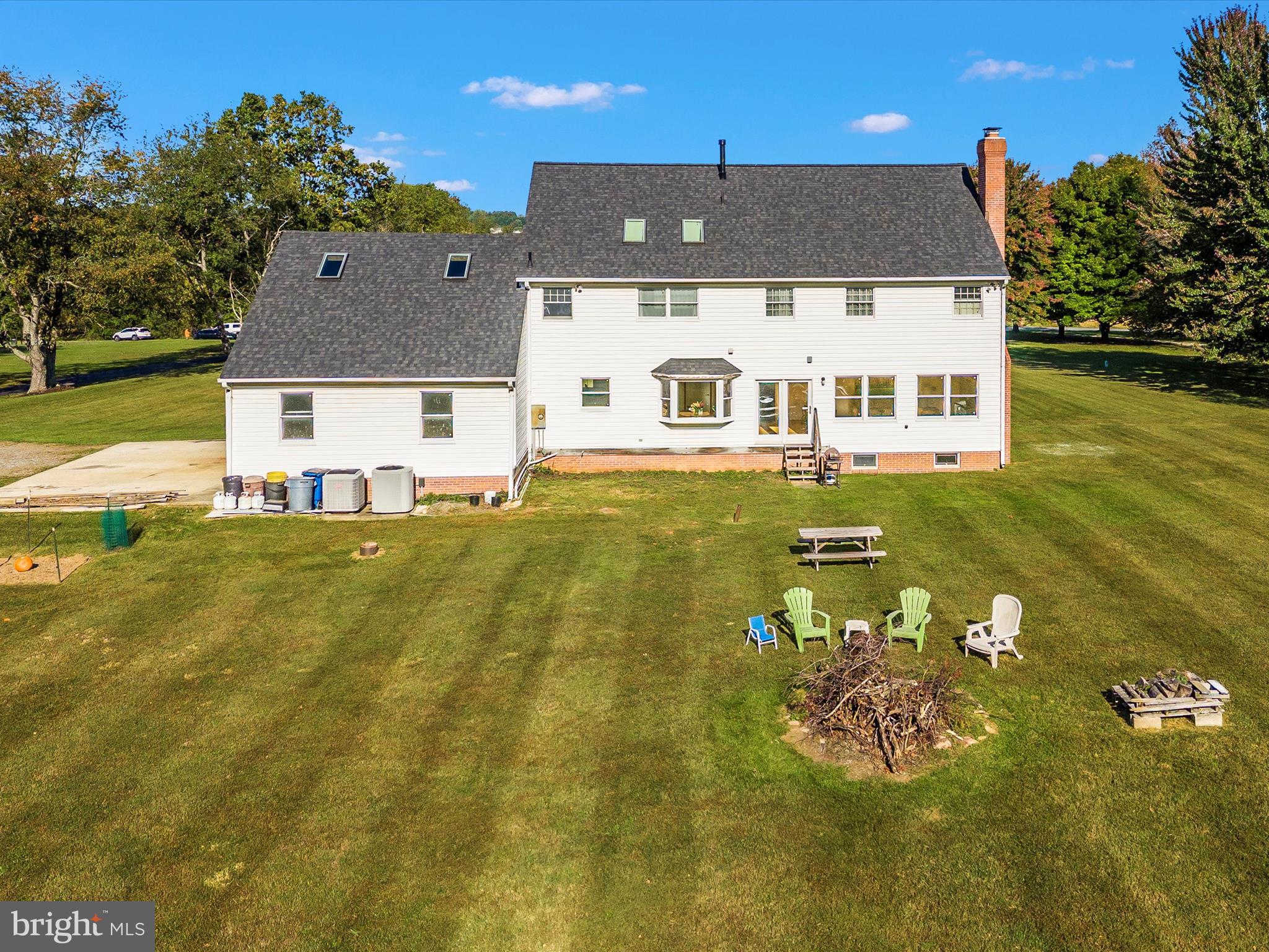 WOODFIELD ESTATES - Residential