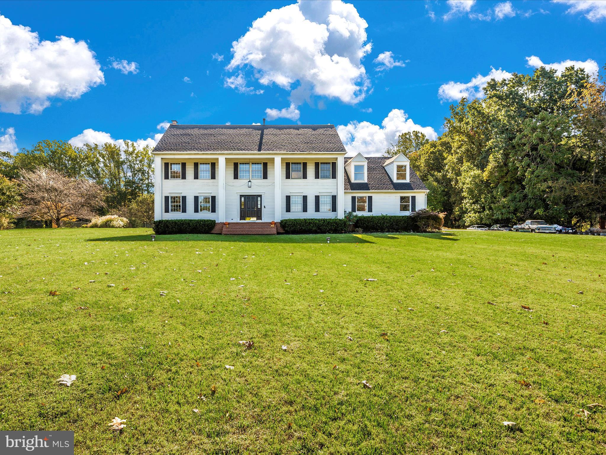 WOODFIELD ESTATES - Residential