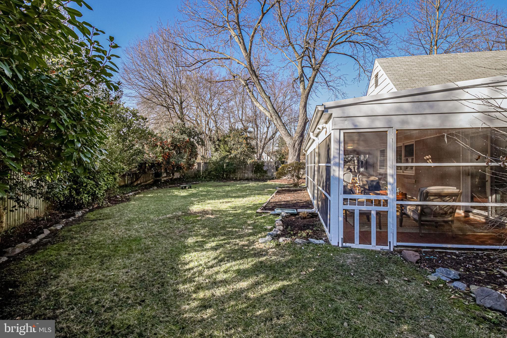 HOLLIN BROOK PARK - Residential