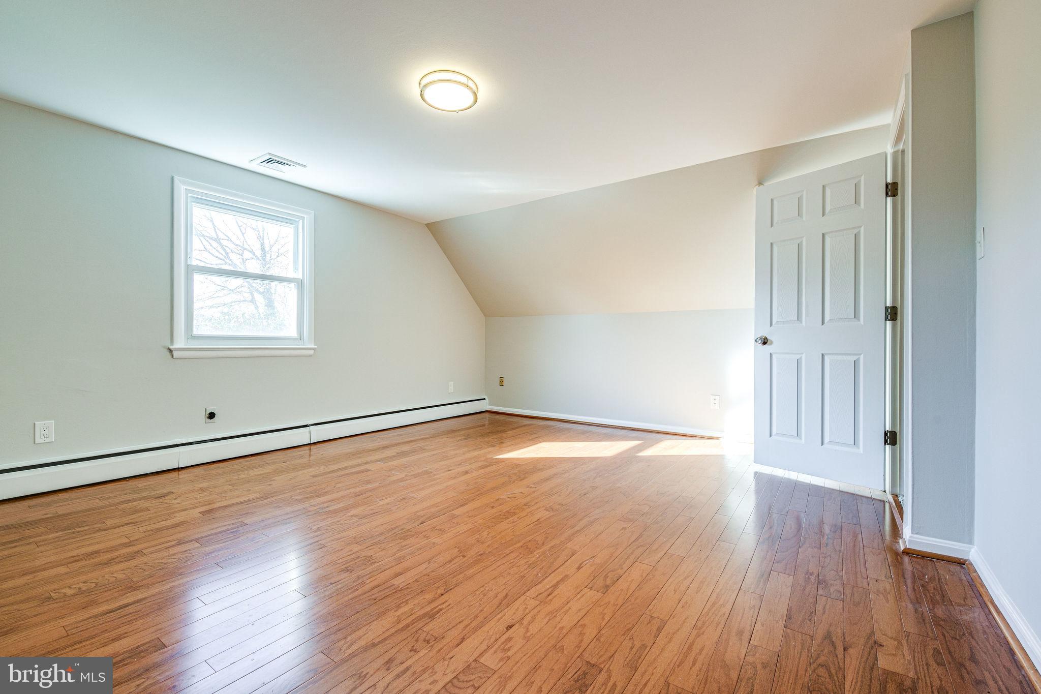 HOLLIN BROOK PARK - Residential