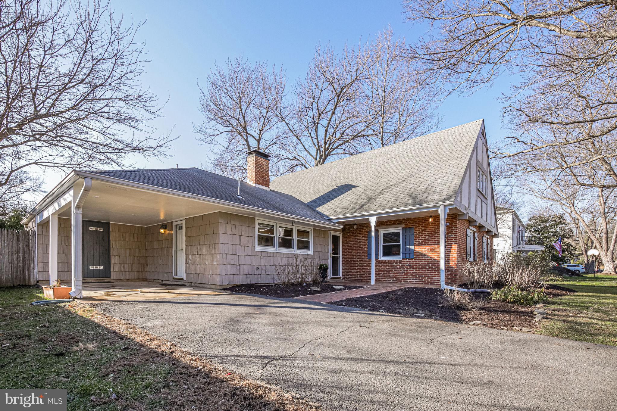 HOLLIN BROOK PARK - Residential