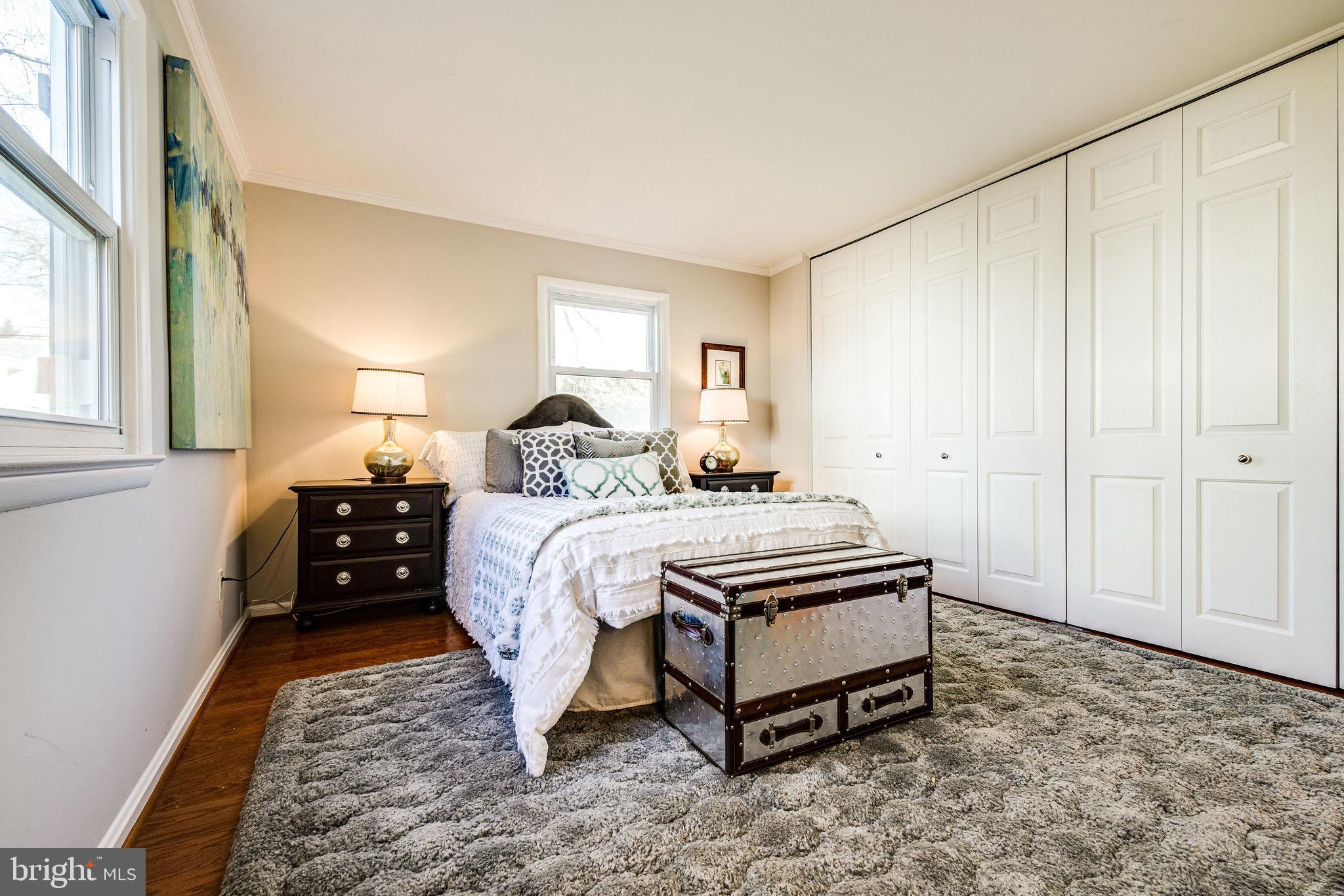 HOLLIN BROOK PARK - Residential