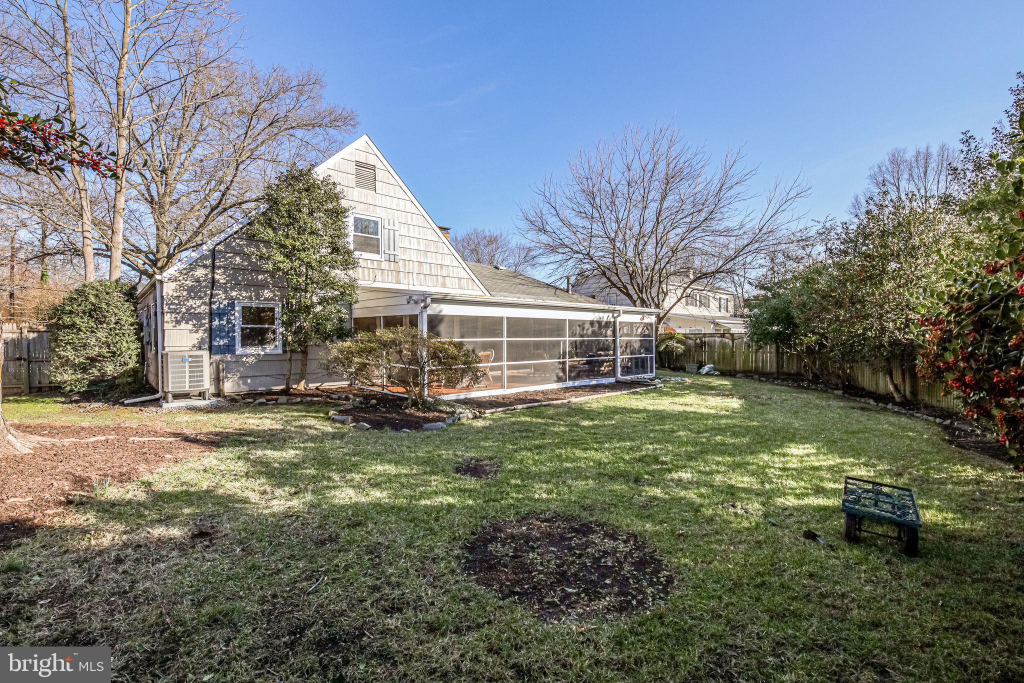 HOLLIN BROOK PARK - Residential