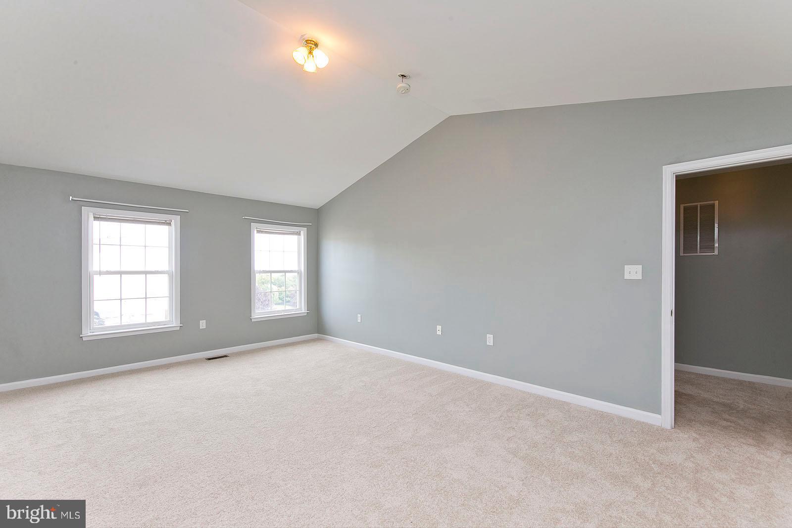 STAR FORT - Residential