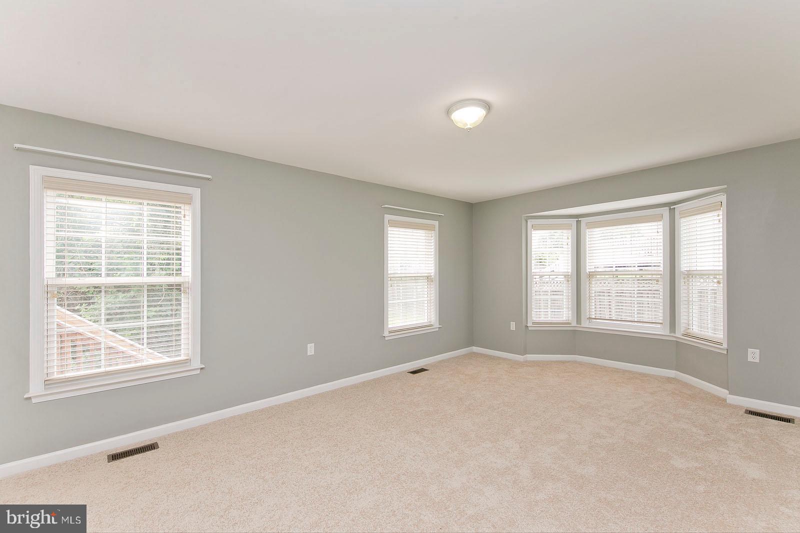 STAR FORT - Residential