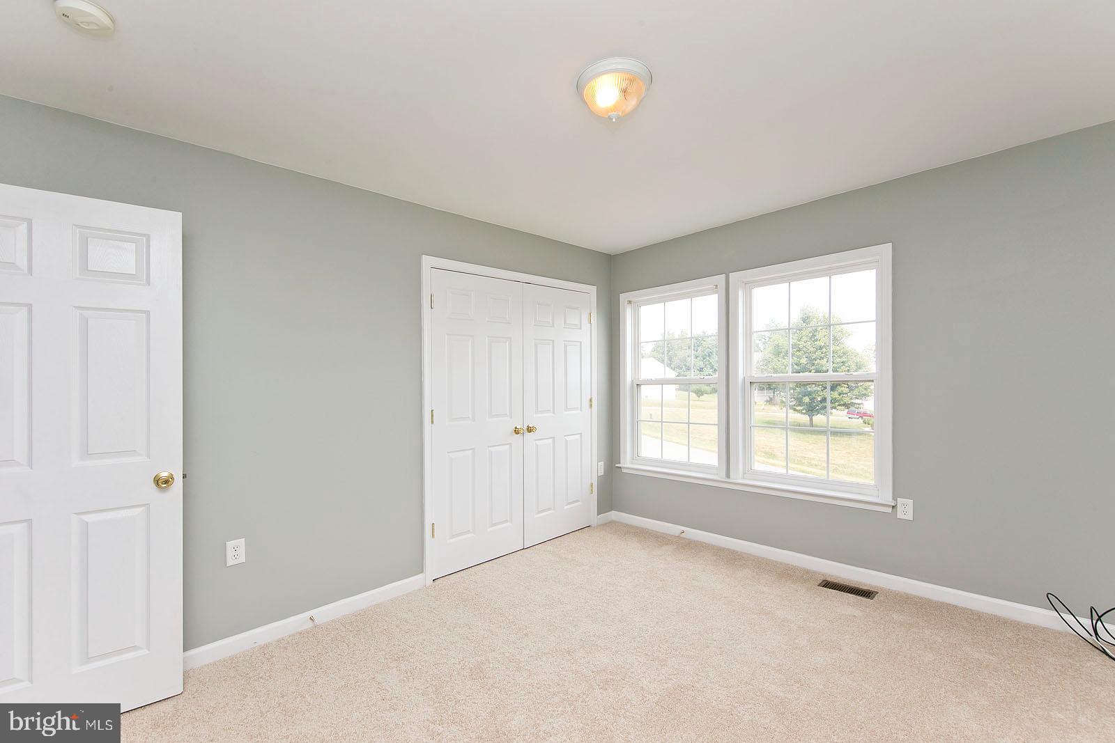 STAR FORT - Residential