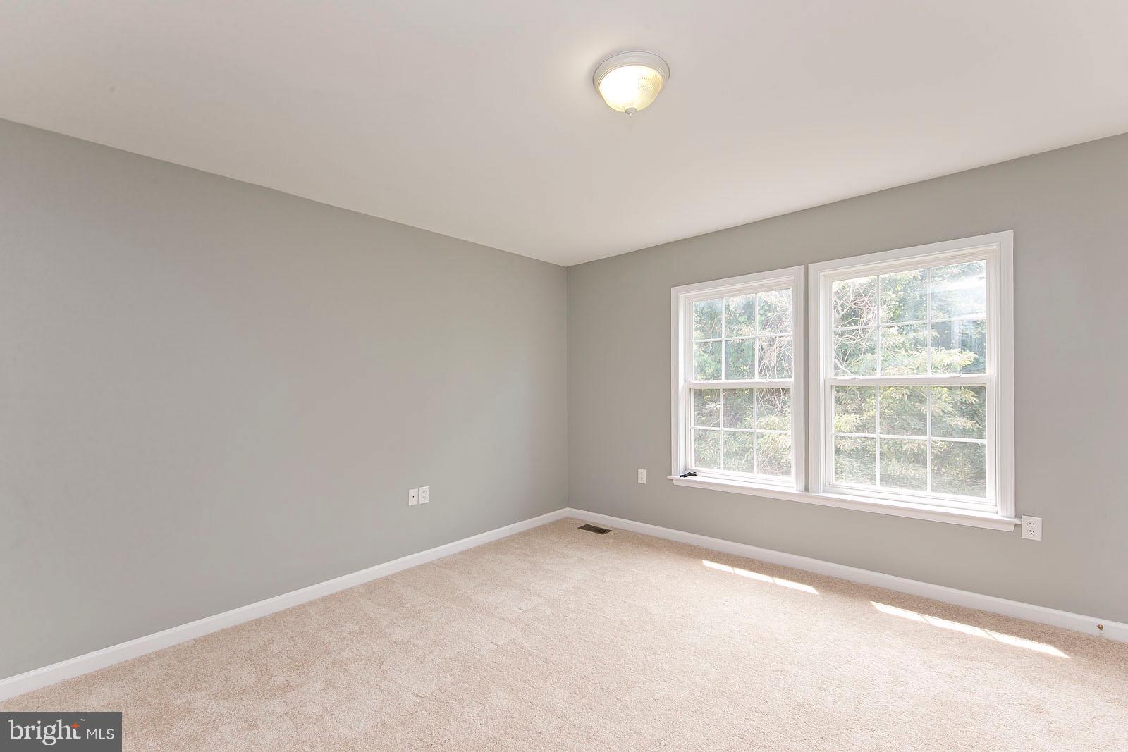 STAR FORT - Residential