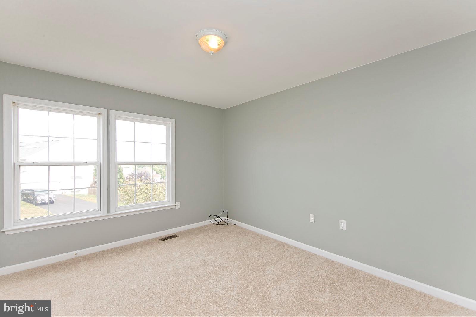 STAR FORT - Residential