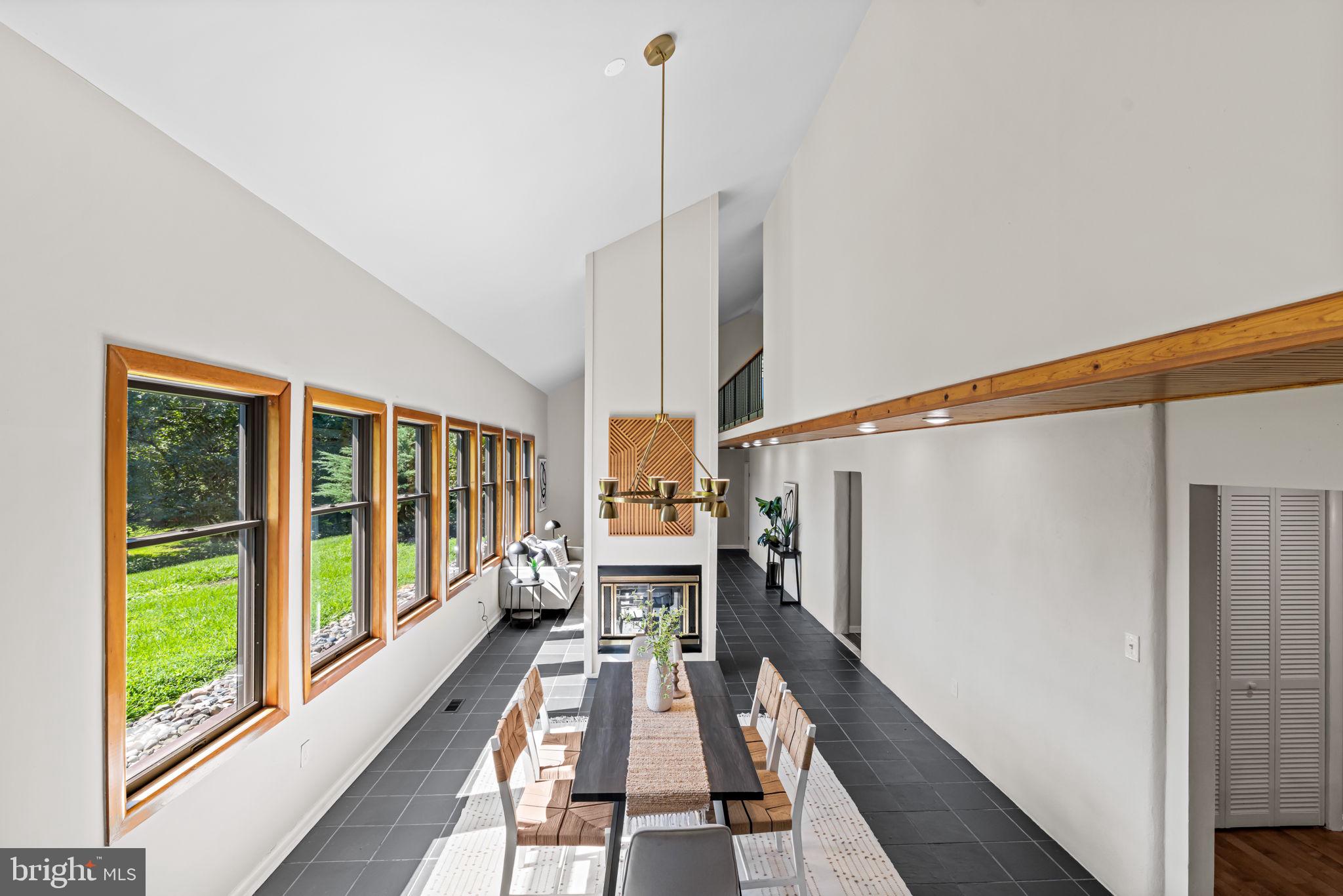 4 TURNER WOOD COURT