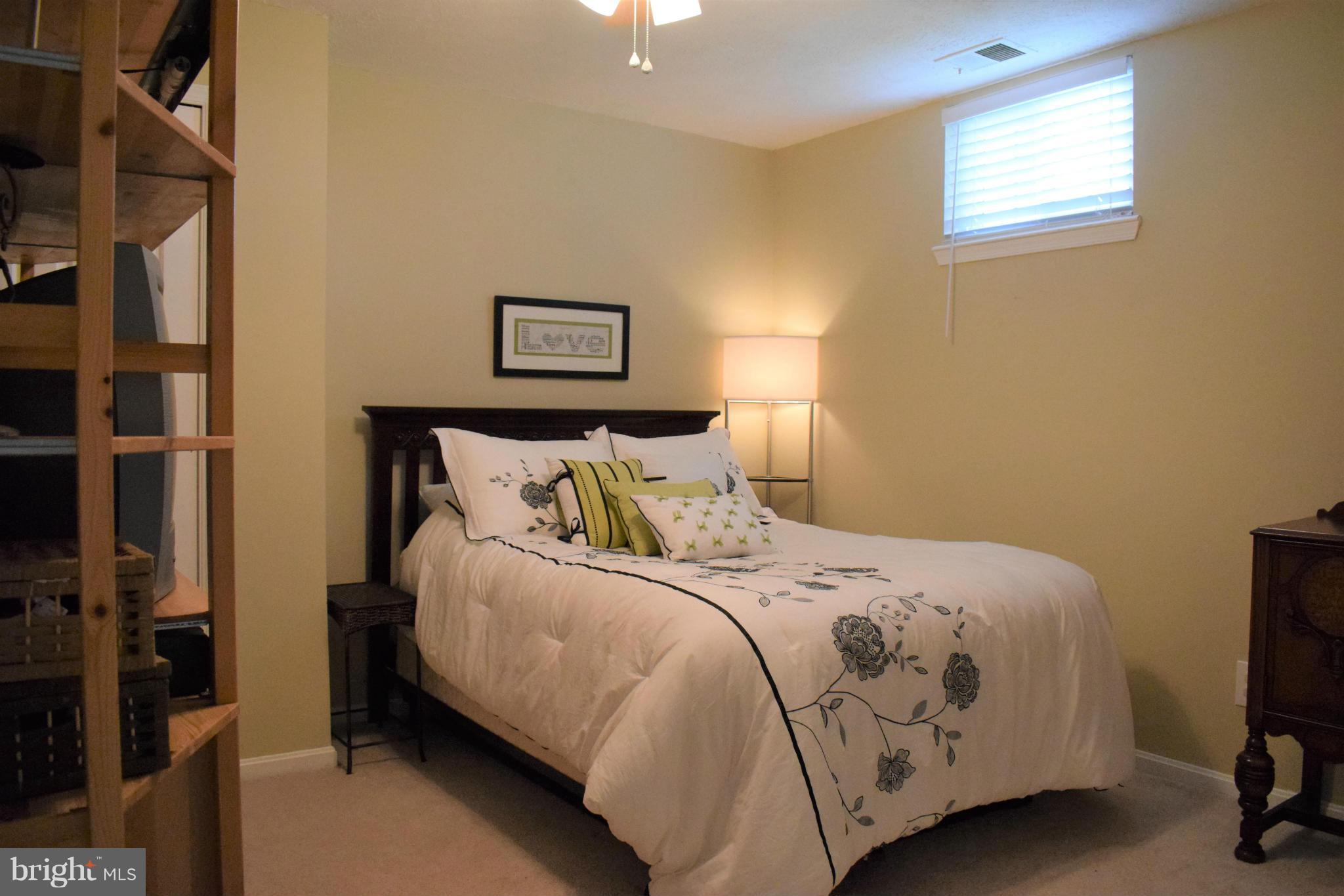 HILLMEADE STATION - Residential