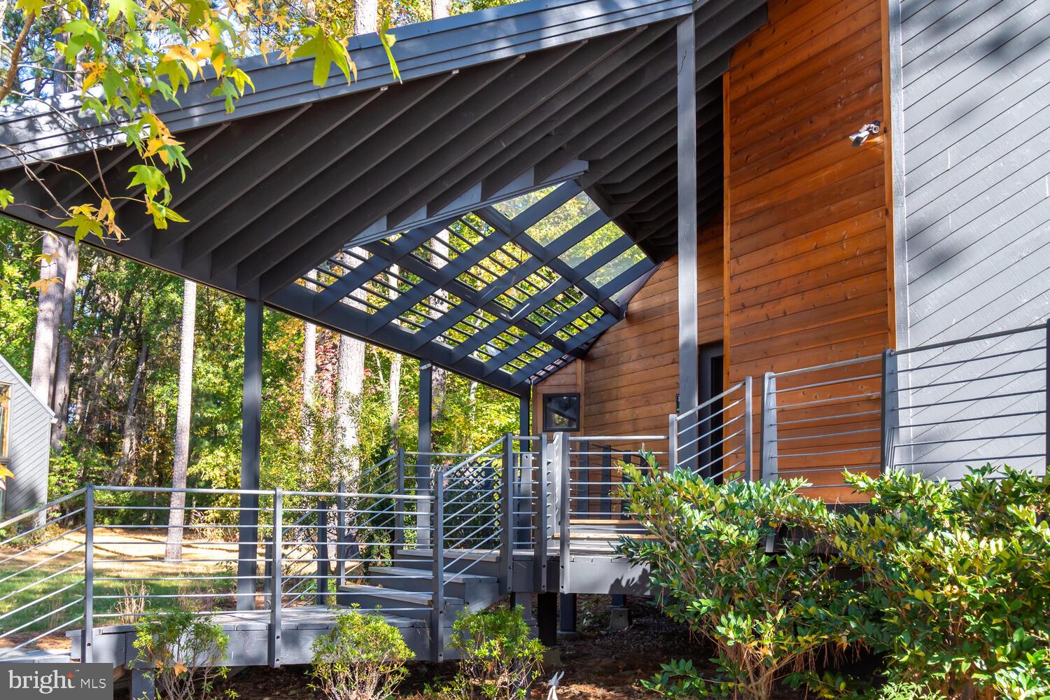 ROYAL OAK - Residential