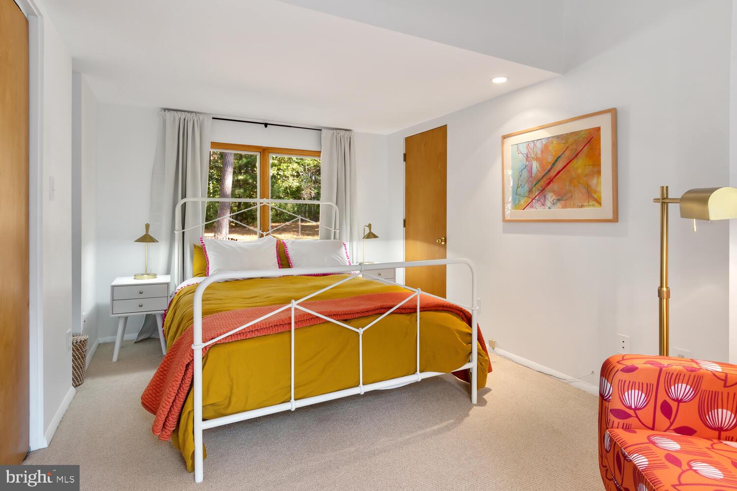 ROYAL OAK - Residential