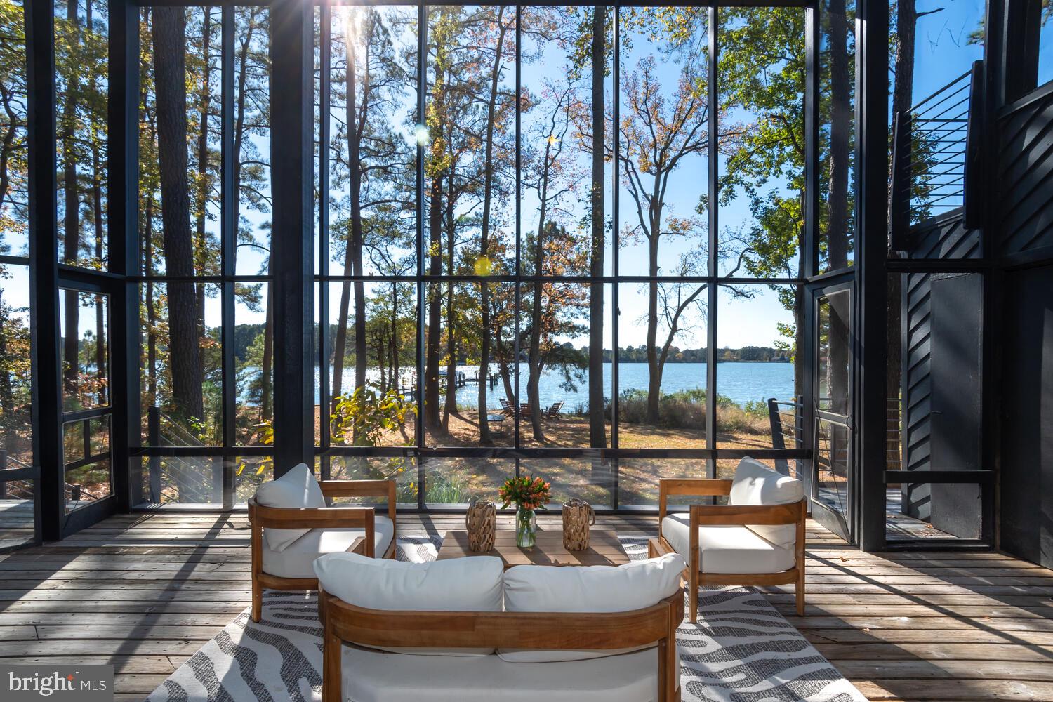 ROYAL OAK - Residential