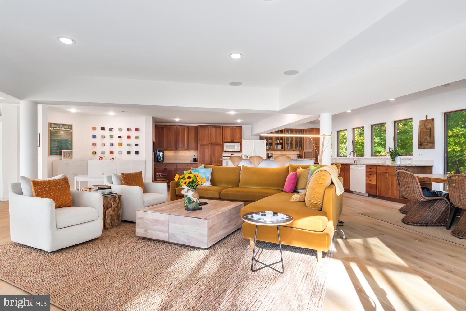 ROYAL OAK - Residential