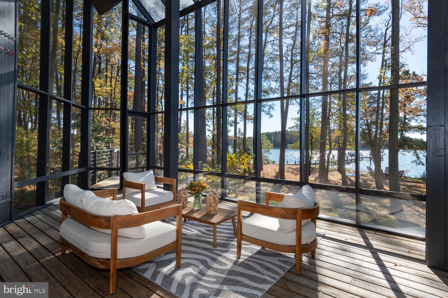 ROYAL OAK - Residential