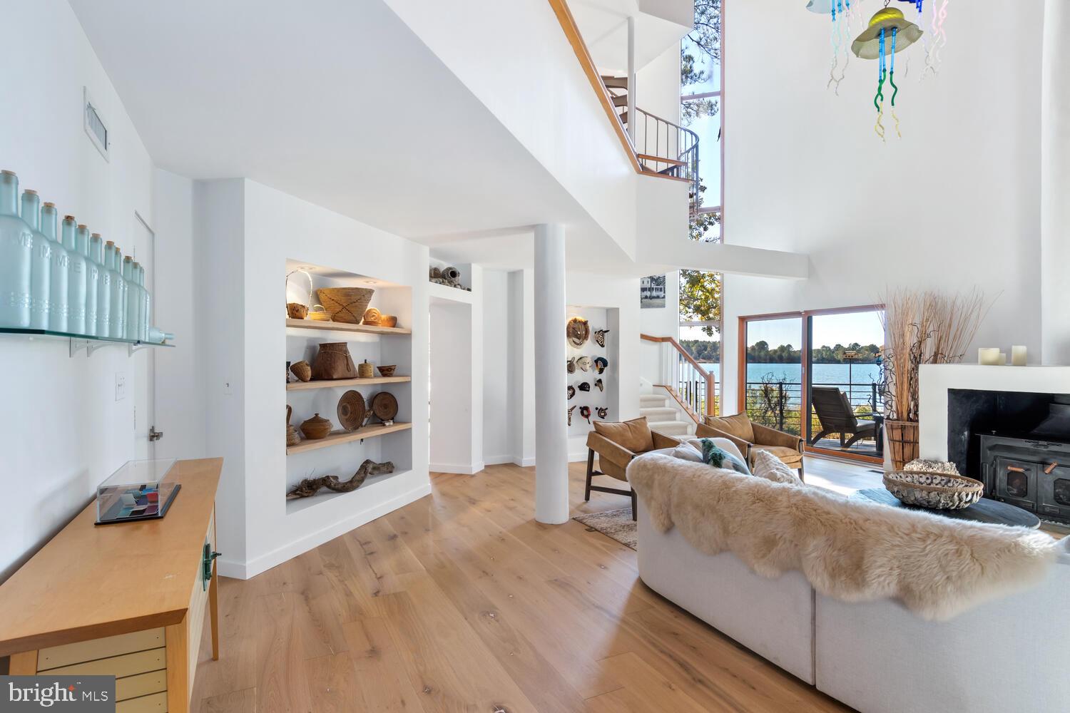 ROYAL OAK - Residential