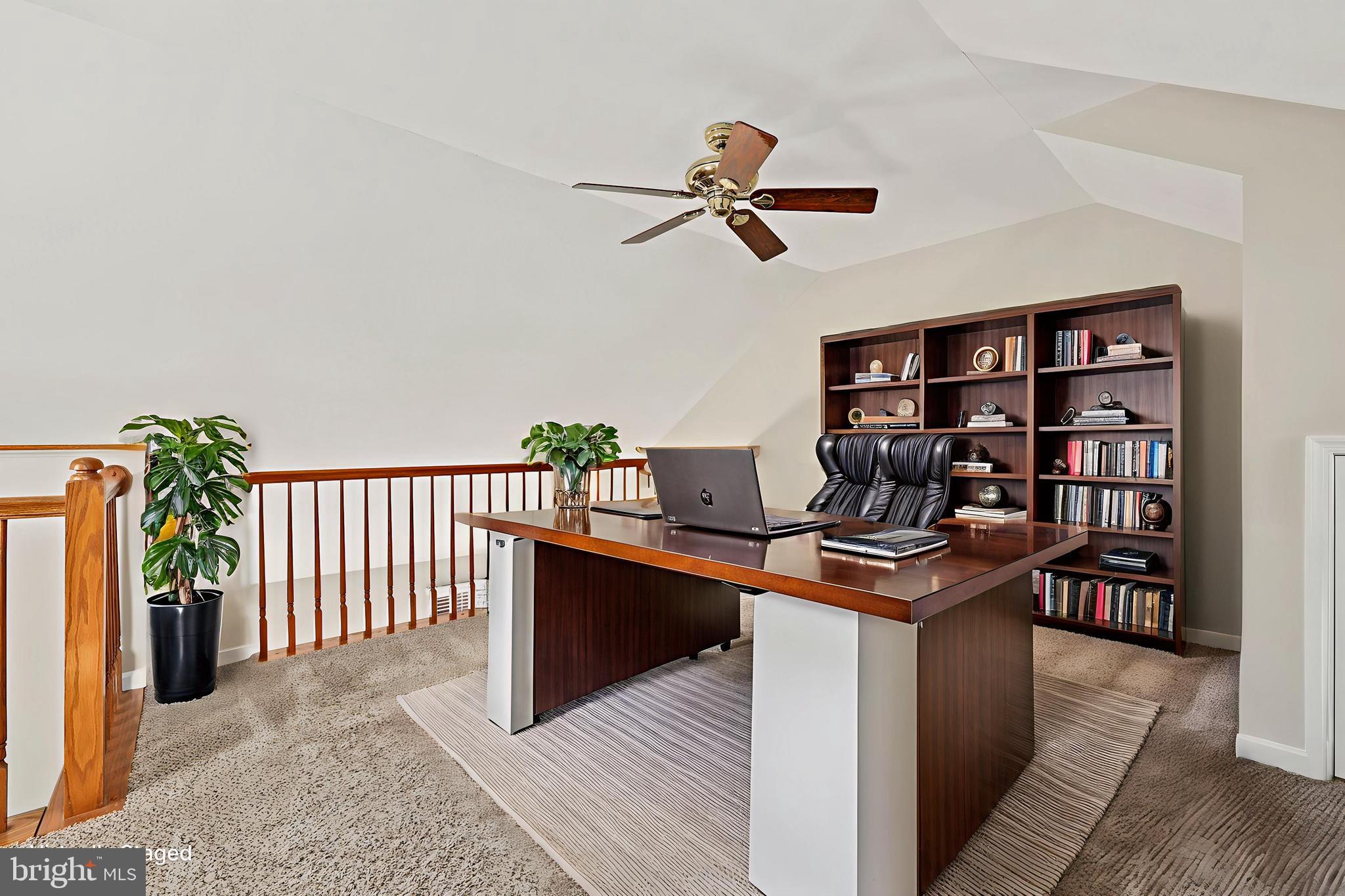 WOODGATE MANOR - Residential