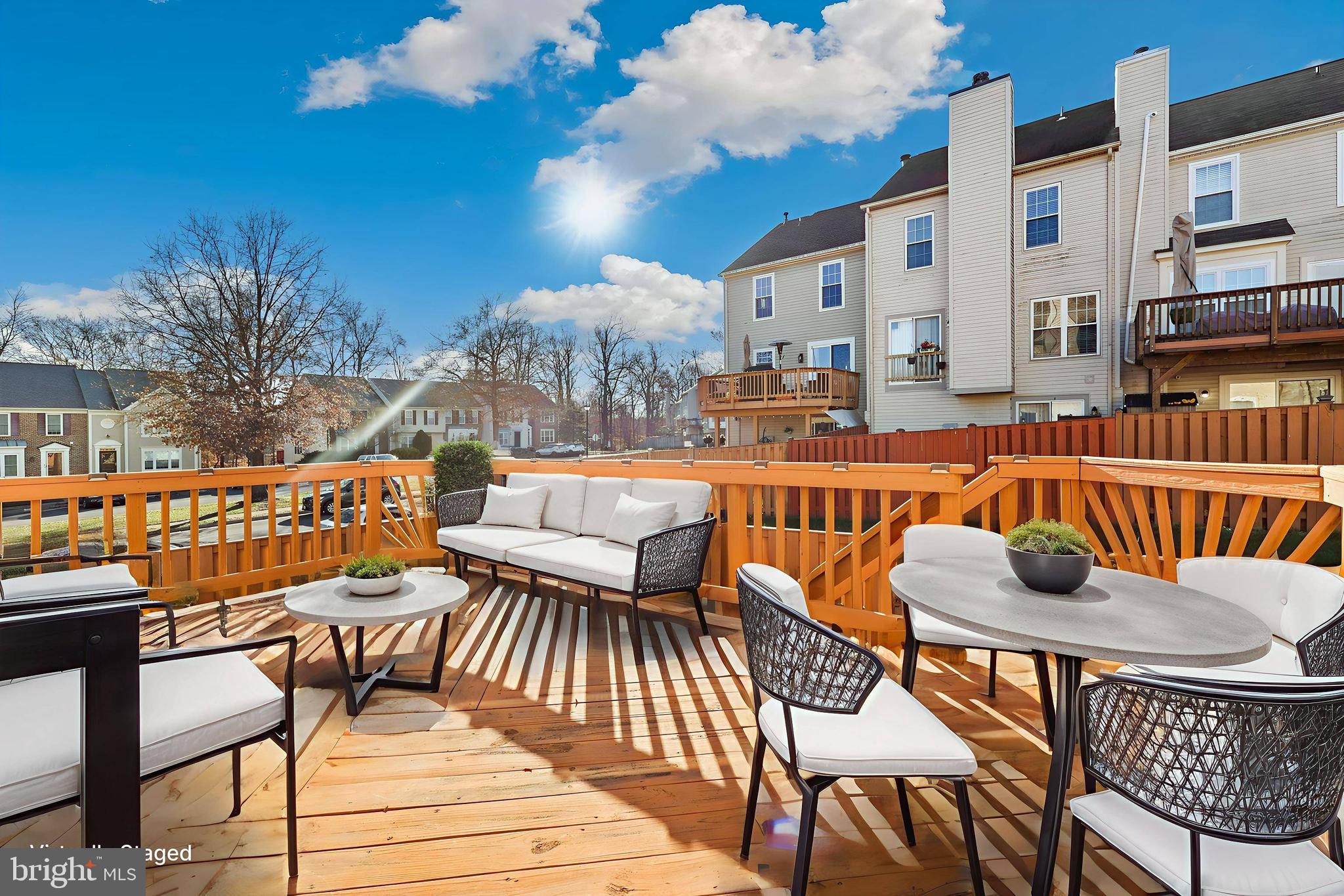 WOODGATE MANOR - Residential