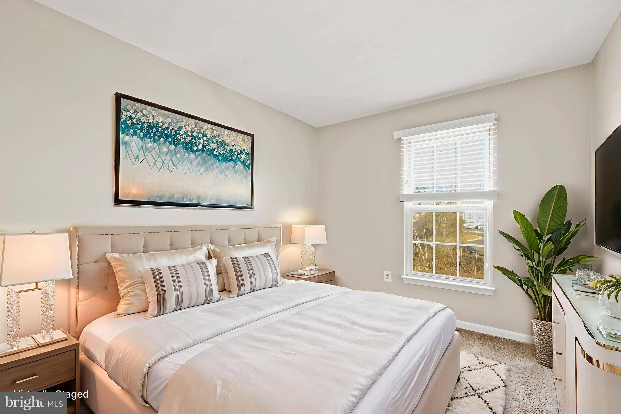 WOODGATE MANOR - Residential