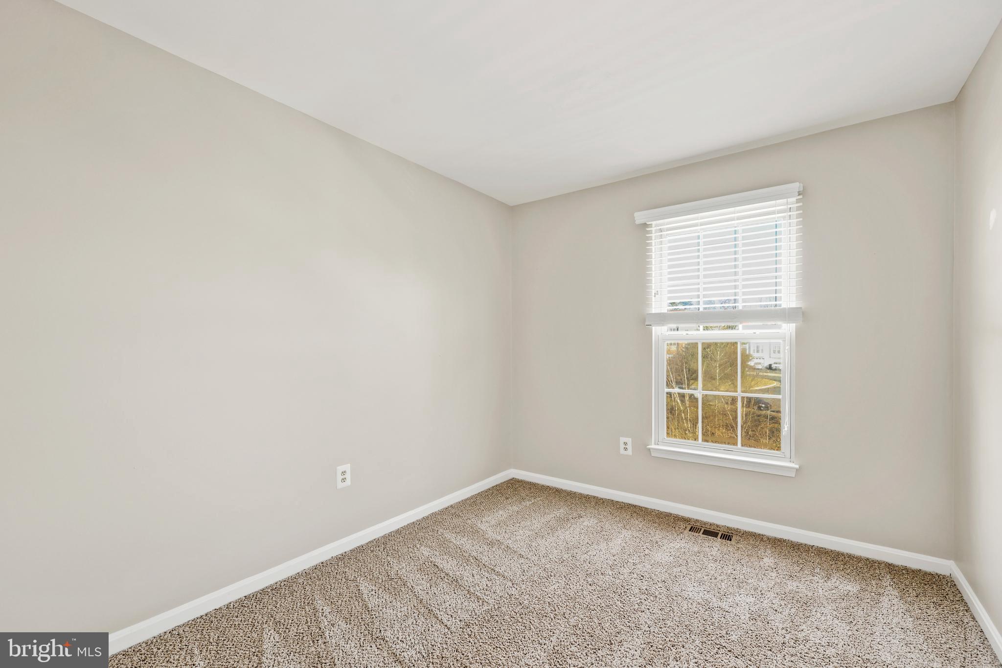 WOODGATE MANOR - Residential