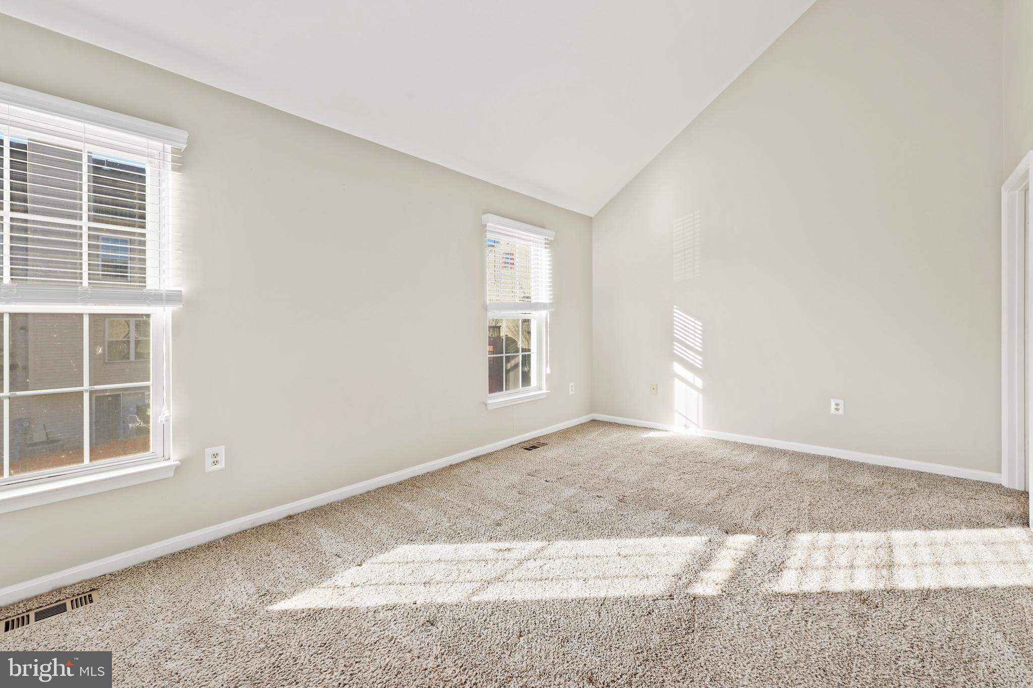 WOODGATE MANOR - Residential