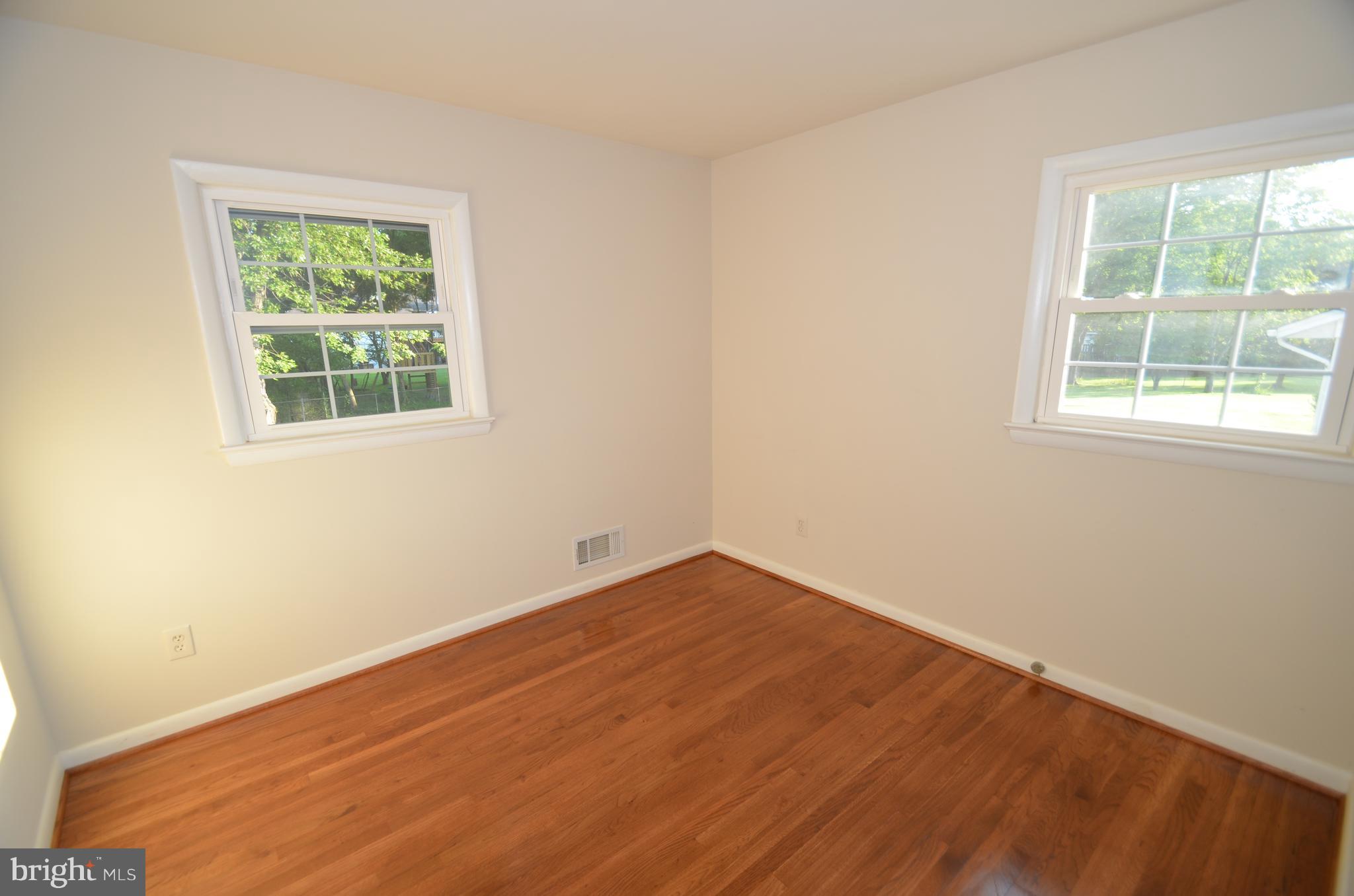 HAYFIELD FARM - Residential